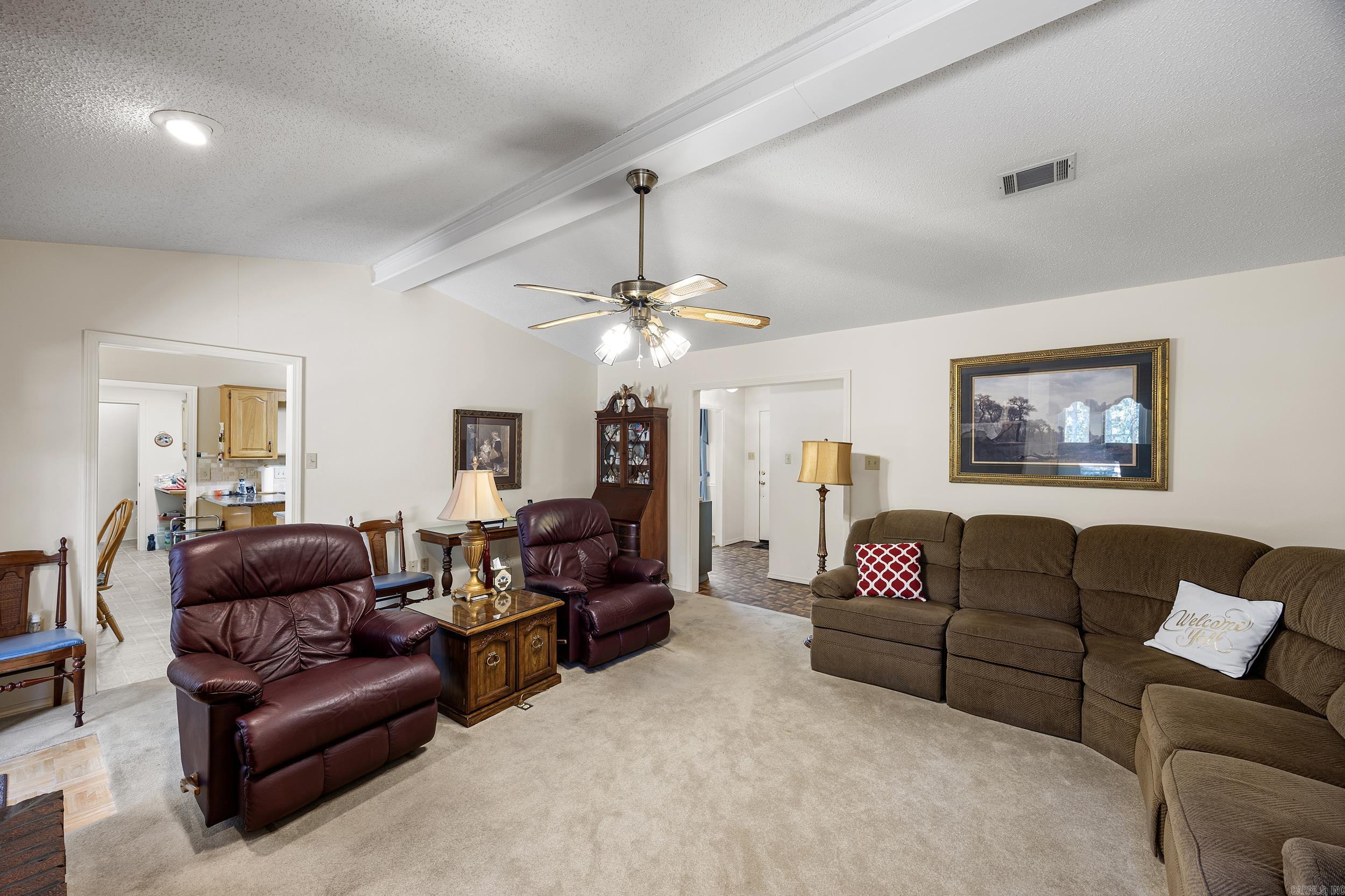 129 Dawn Circle Property Photo 4