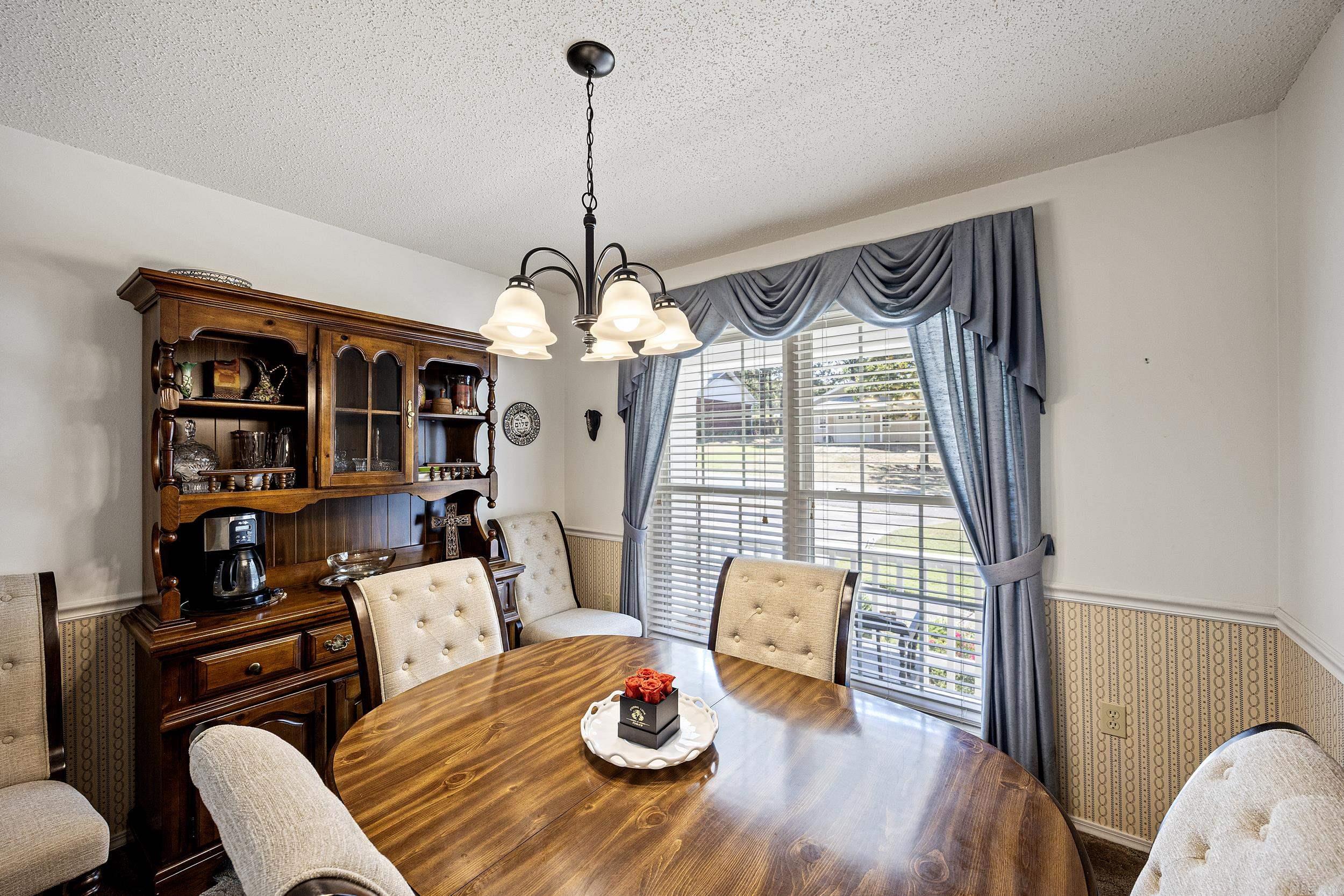 129 Dawn Circle Property Photo 8