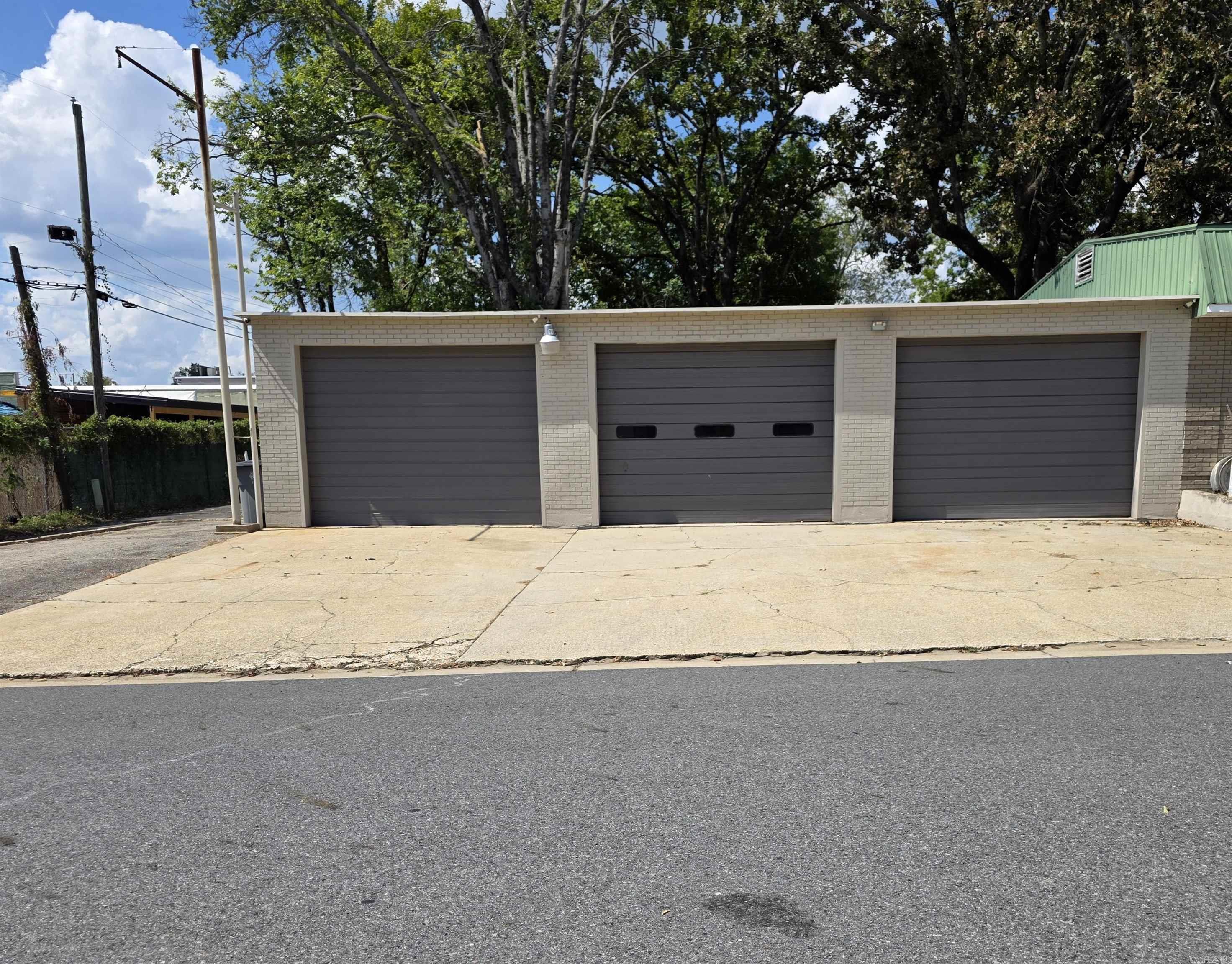 410 Seventh Street Property Photo 1