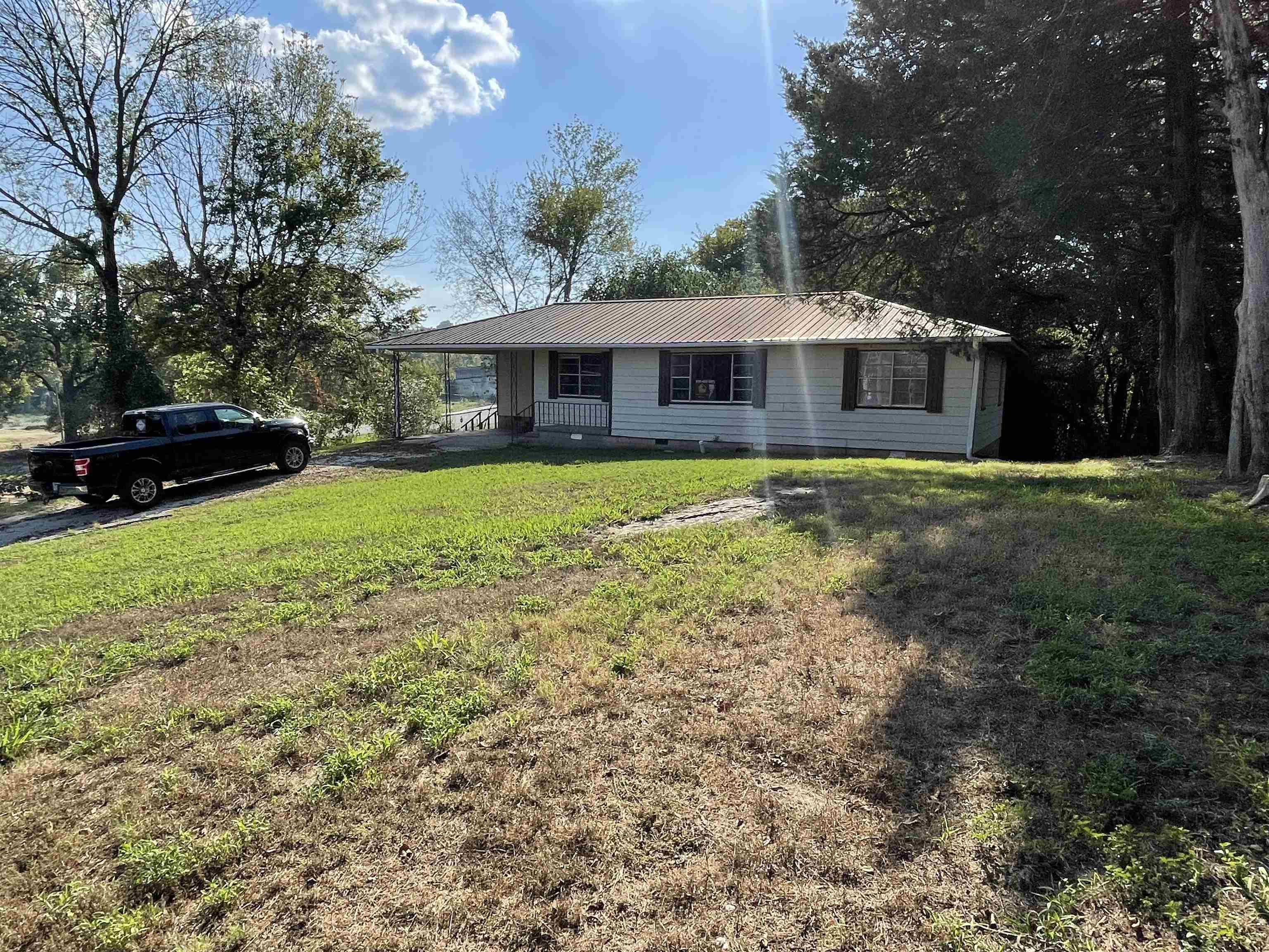 120 First Street Property Photo 1
