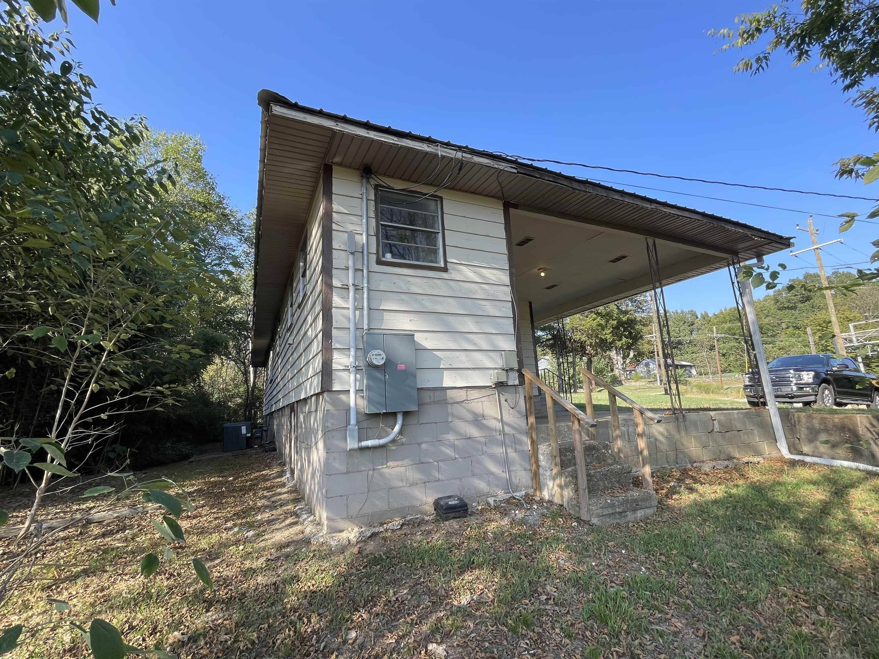 120 First Street Property Photo 4