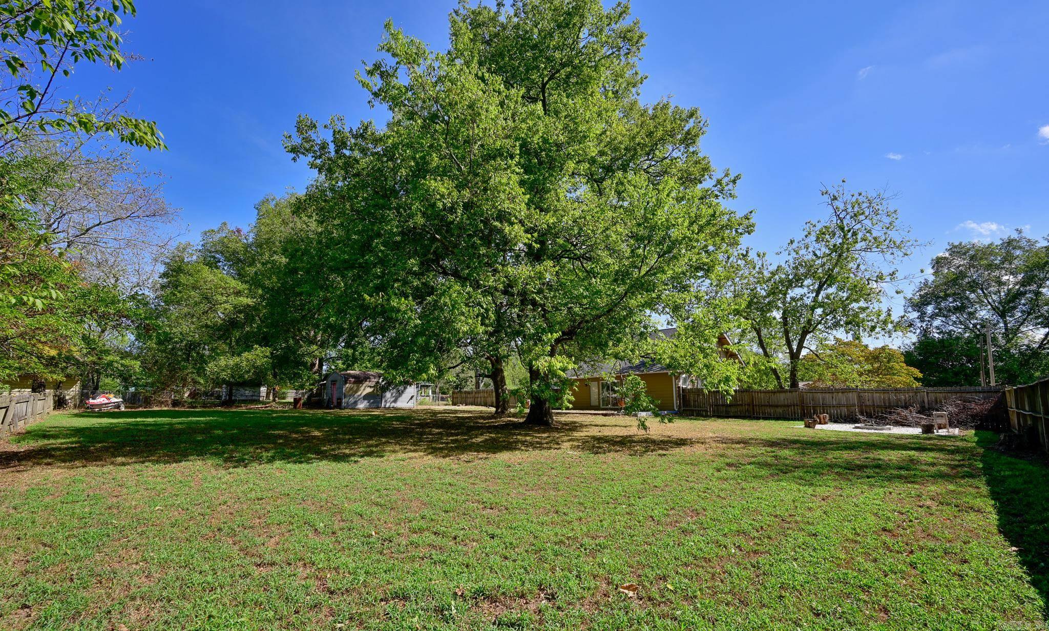 200 Gann St Property Photo 11
