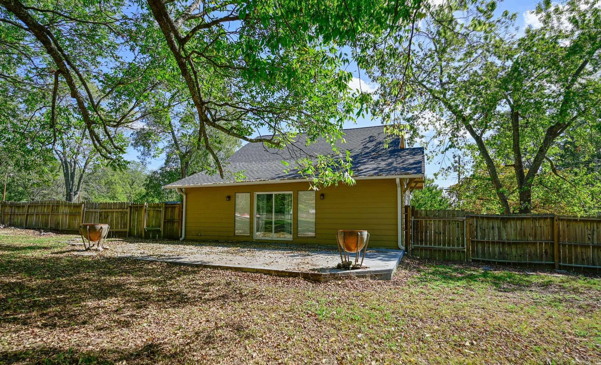 200 Gann St Property Photo 17