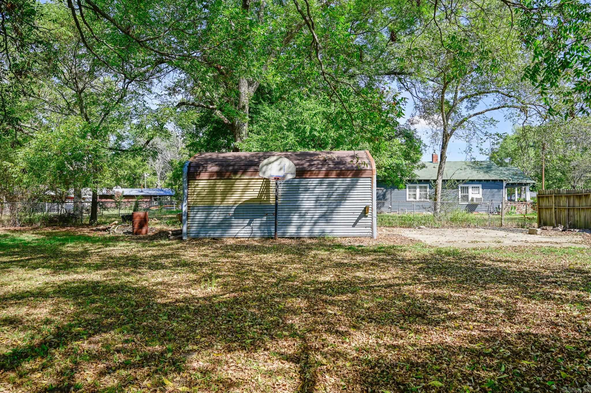 200 Gann St Property Photo 18