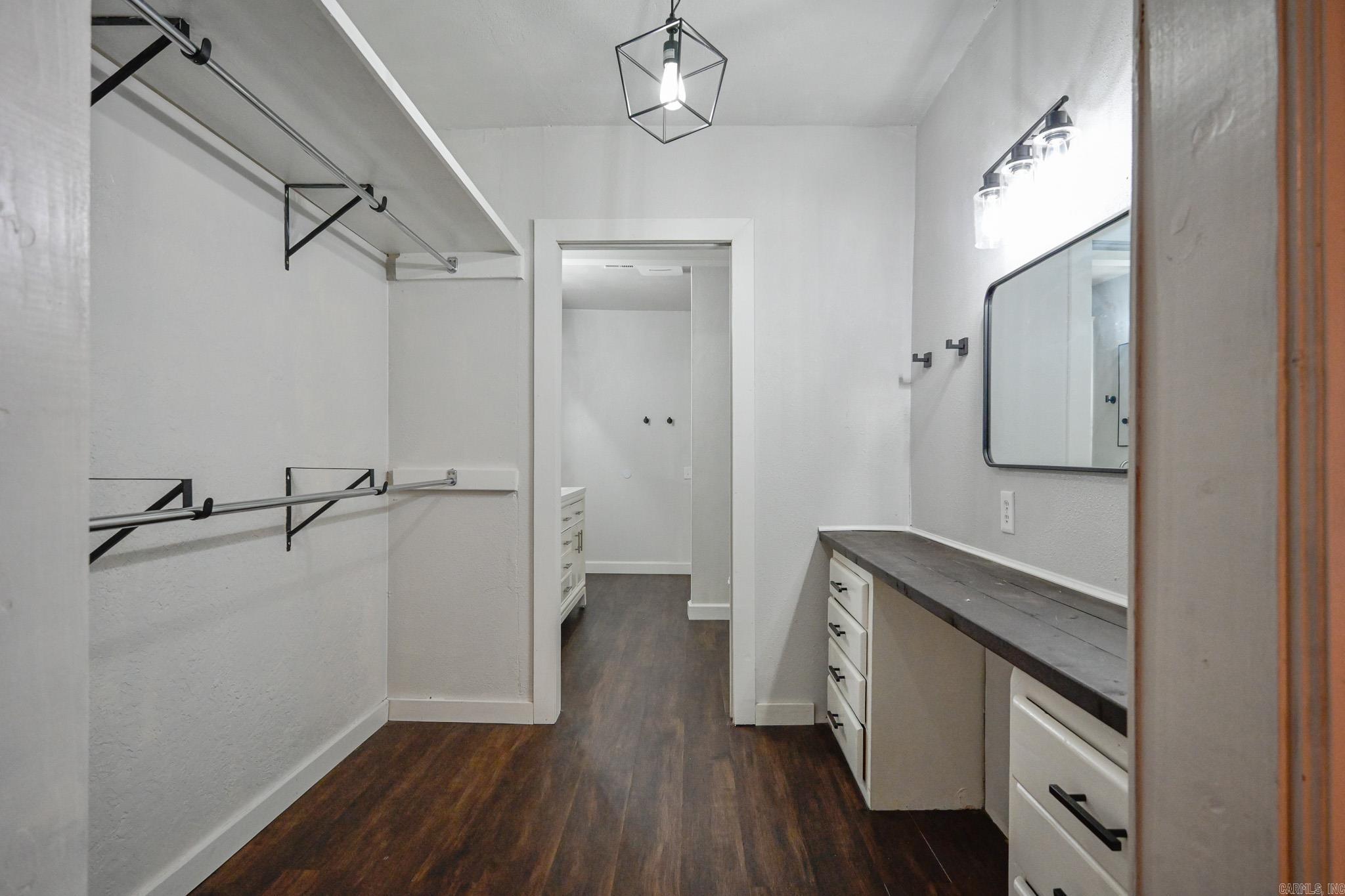 200 Gann St Property Photo 40