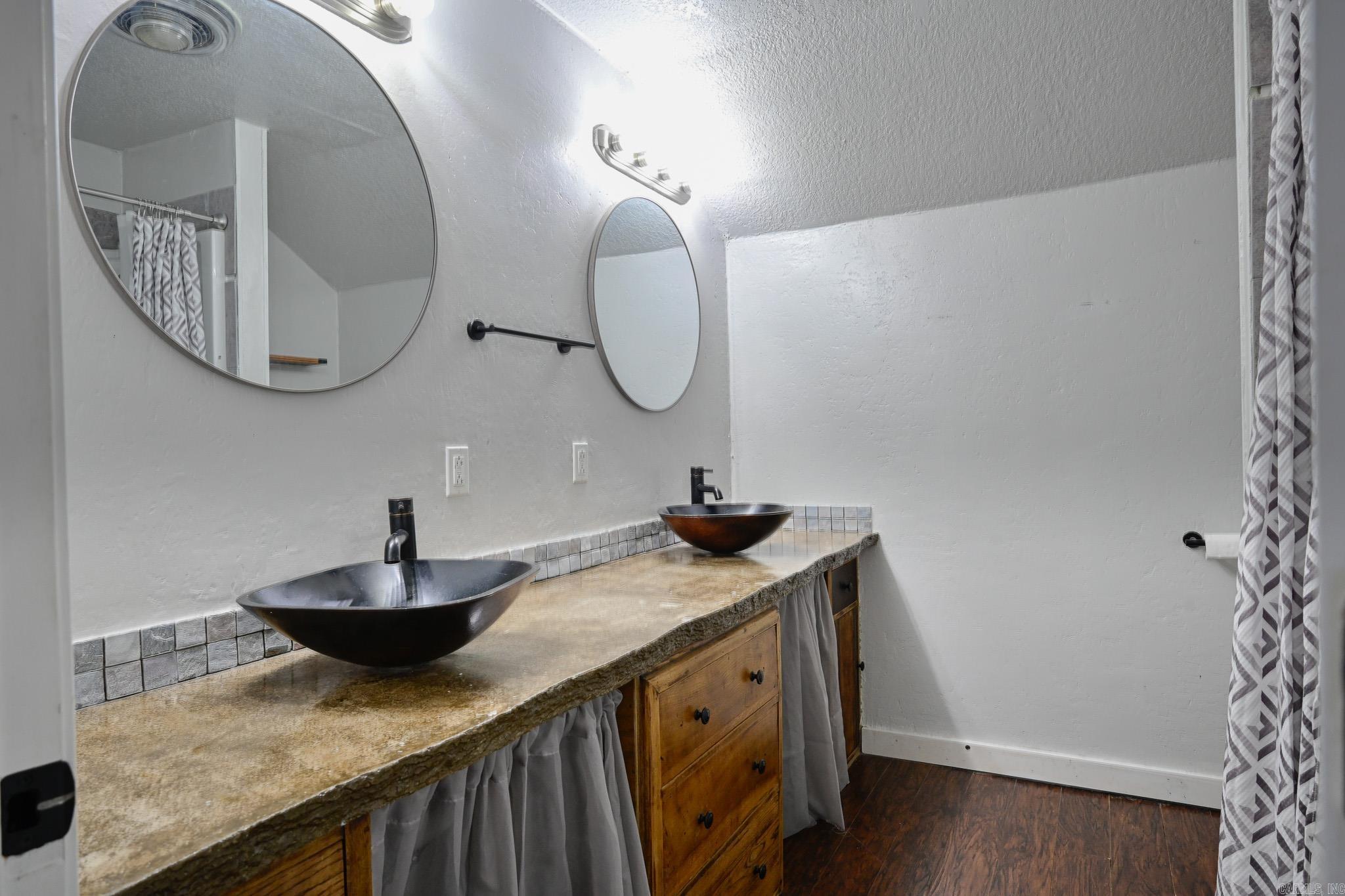 200 Gann St Property Photo 45