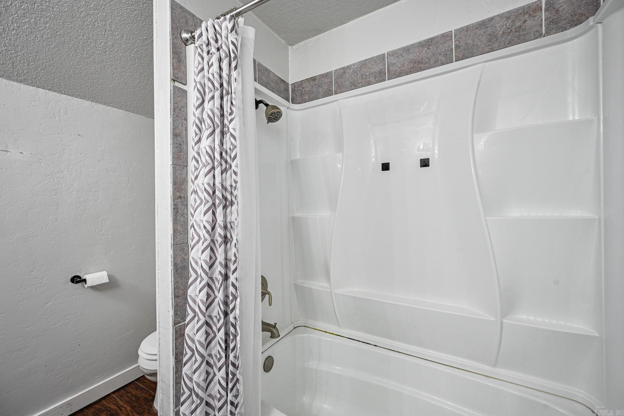 200 Gann St Property Photo 46