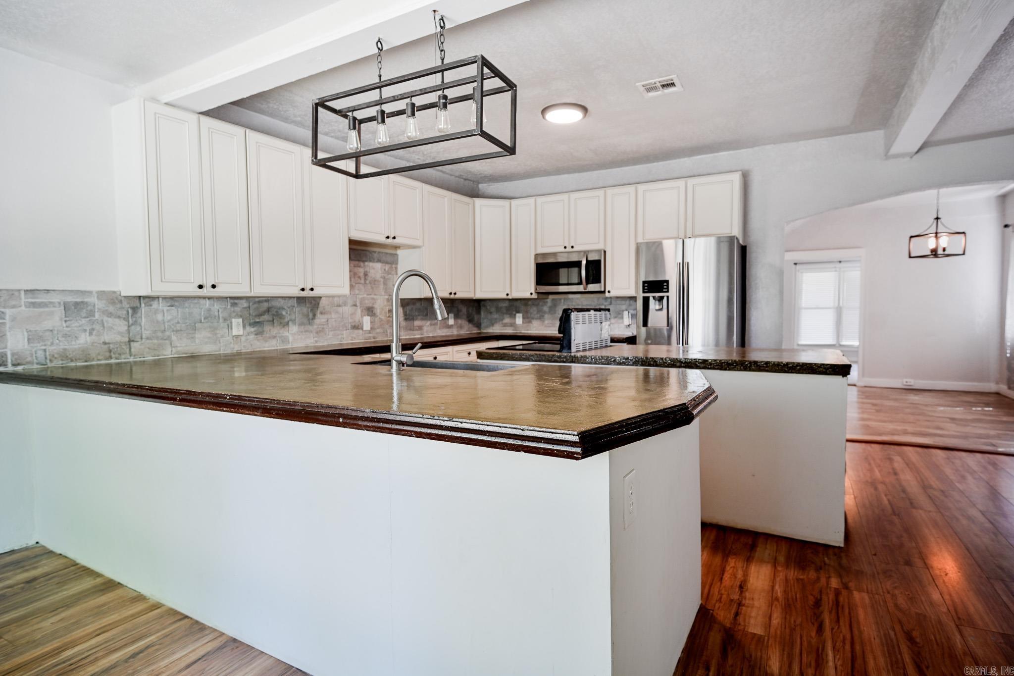 200 Gann St Property Photo 49