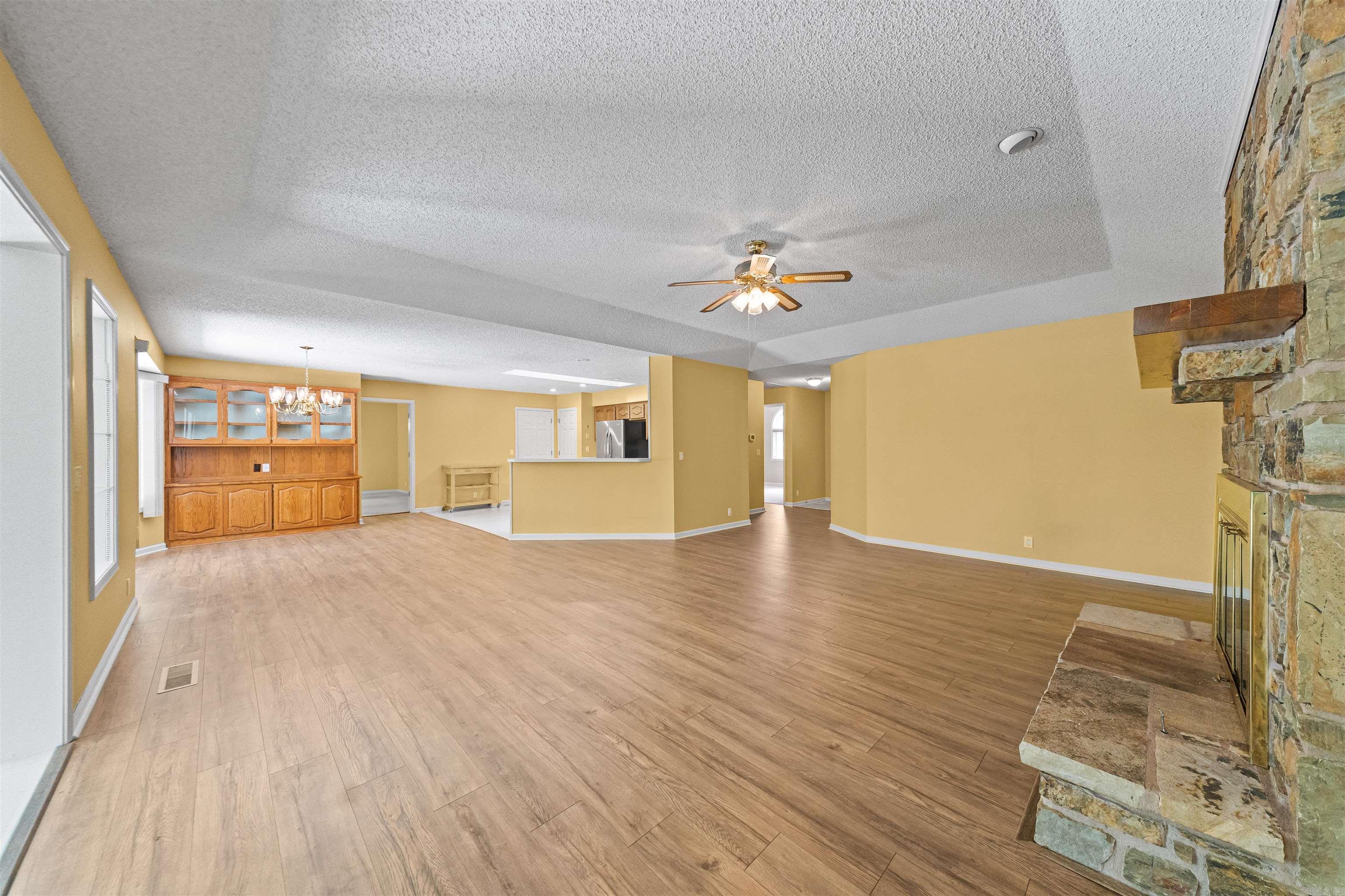 8 Lindsay Place Property Photo 9
