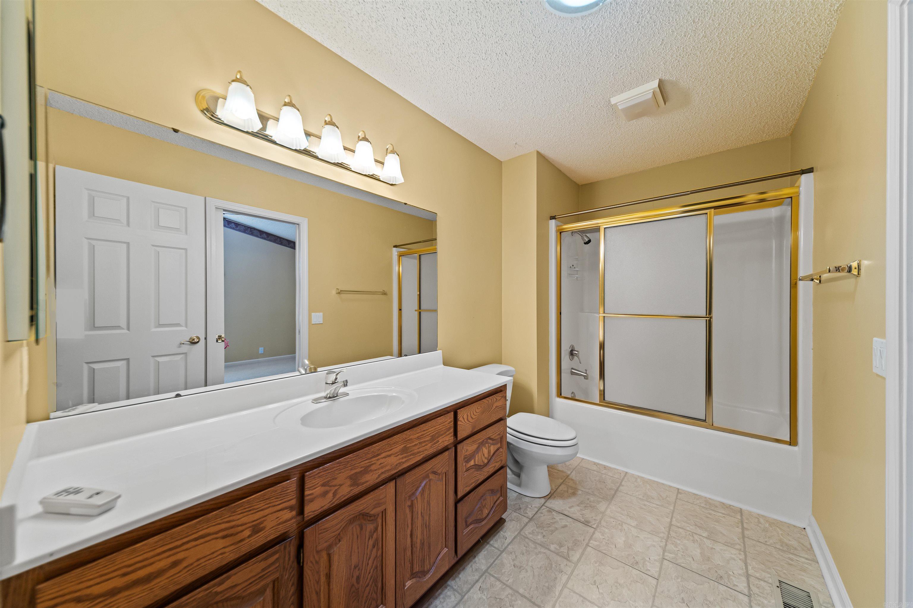 8 Lindsay Place Property Photo 20