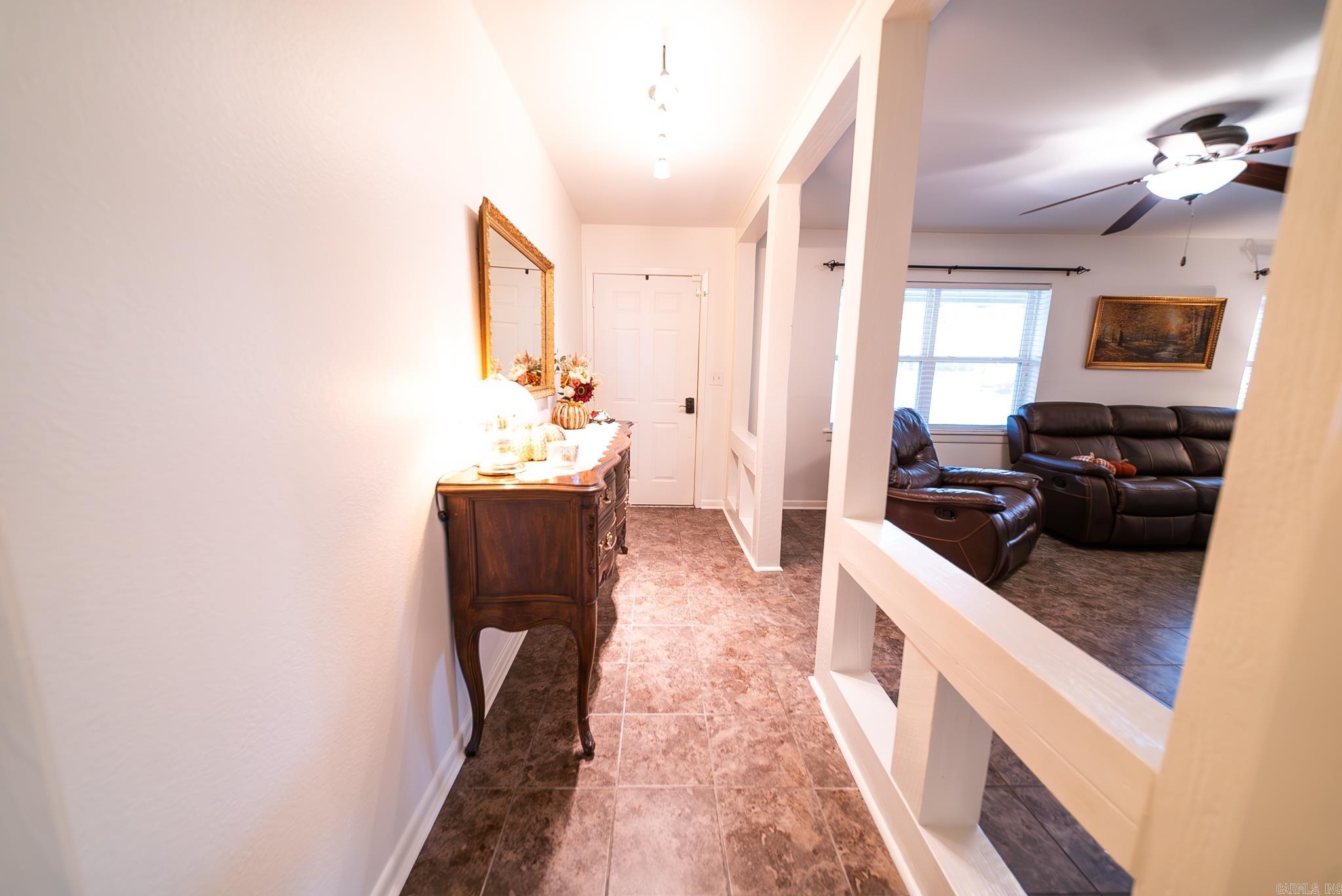 1020 Binns Drive Property Photo 8