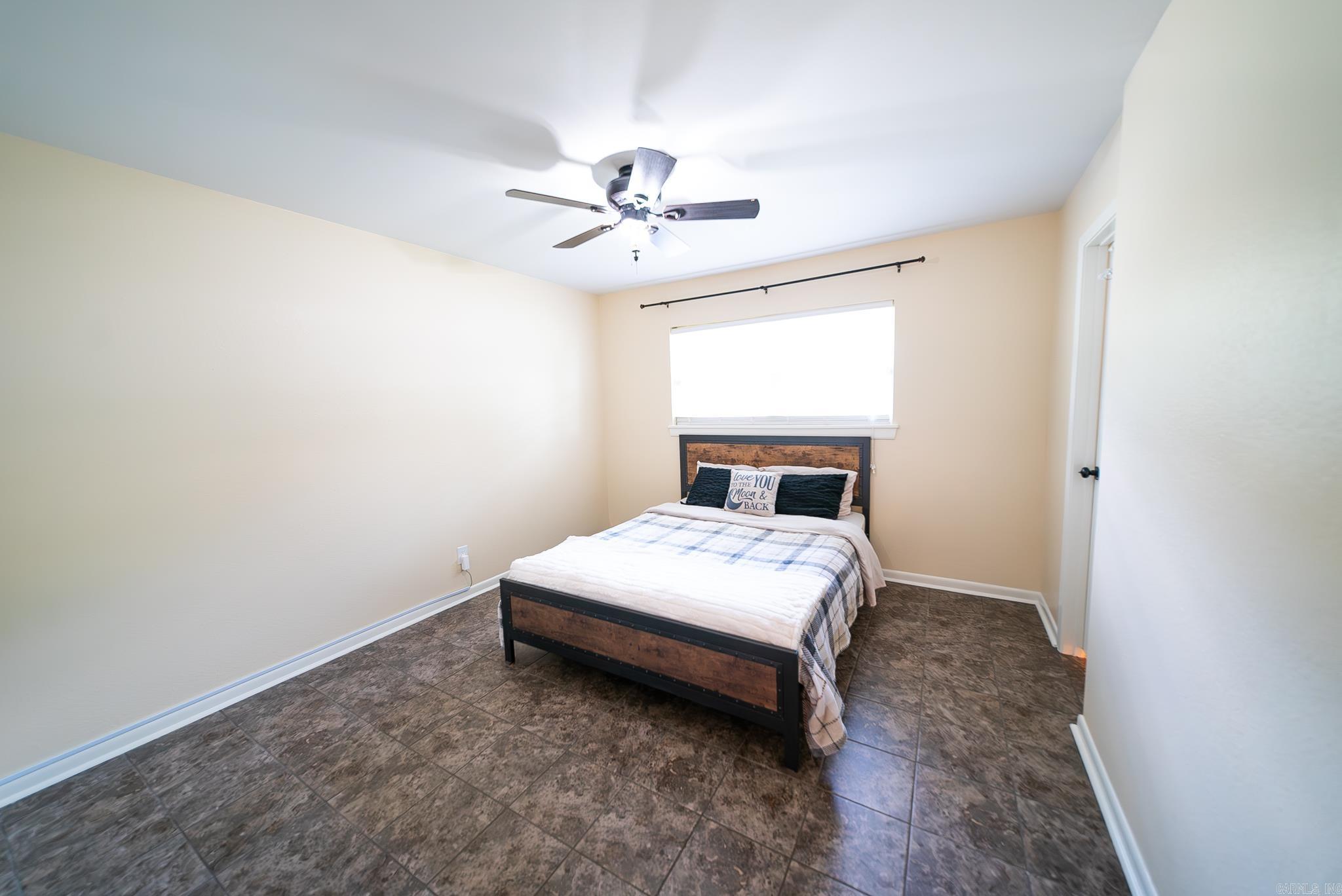 1020 Binns Drive Property Photo 9