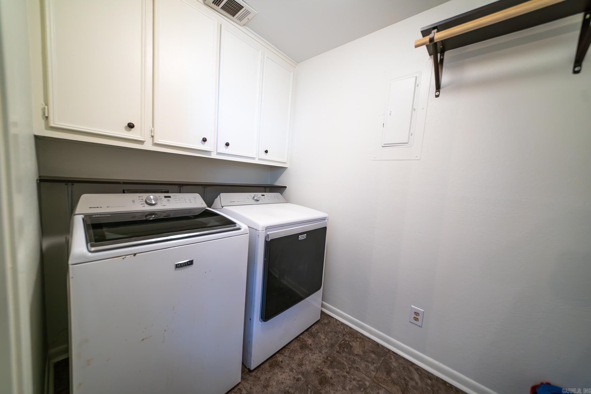 1020 Binns Drive Property Photo 29