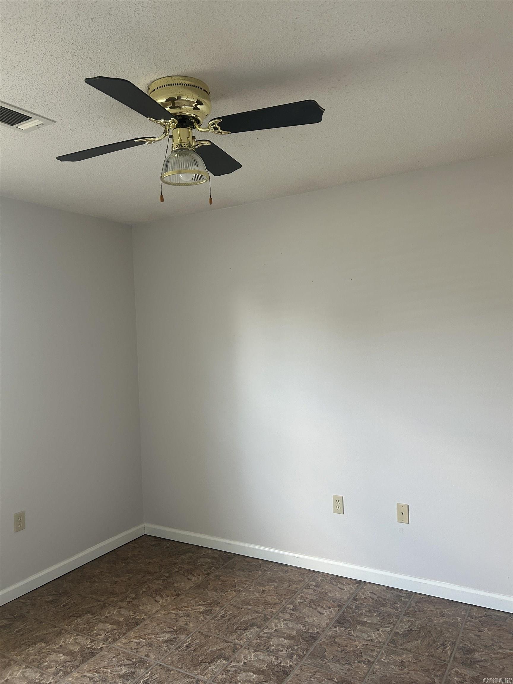 59 Summerview Circle Property Photo 17