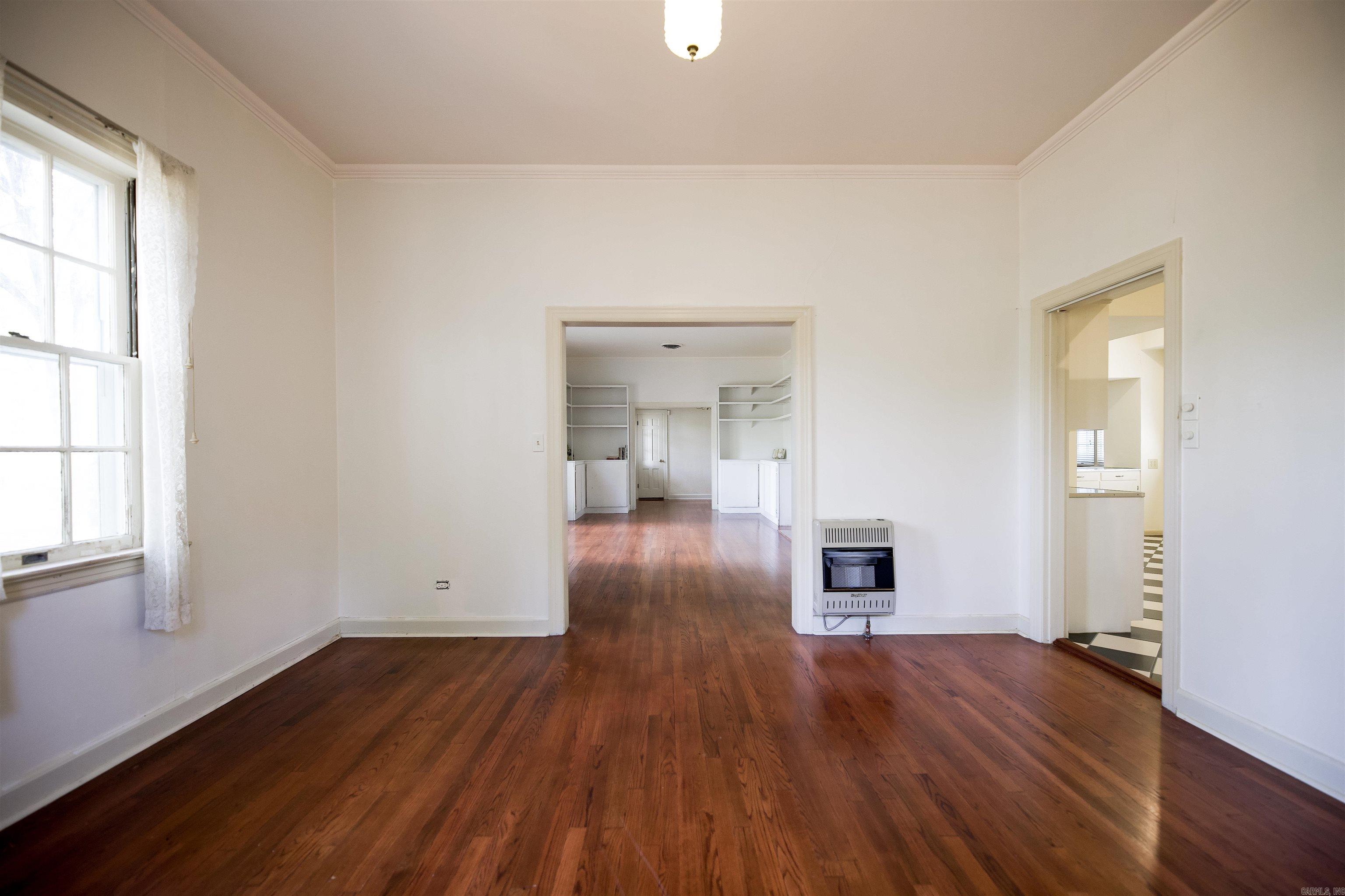 308 Elaine Ave Property Photo 8