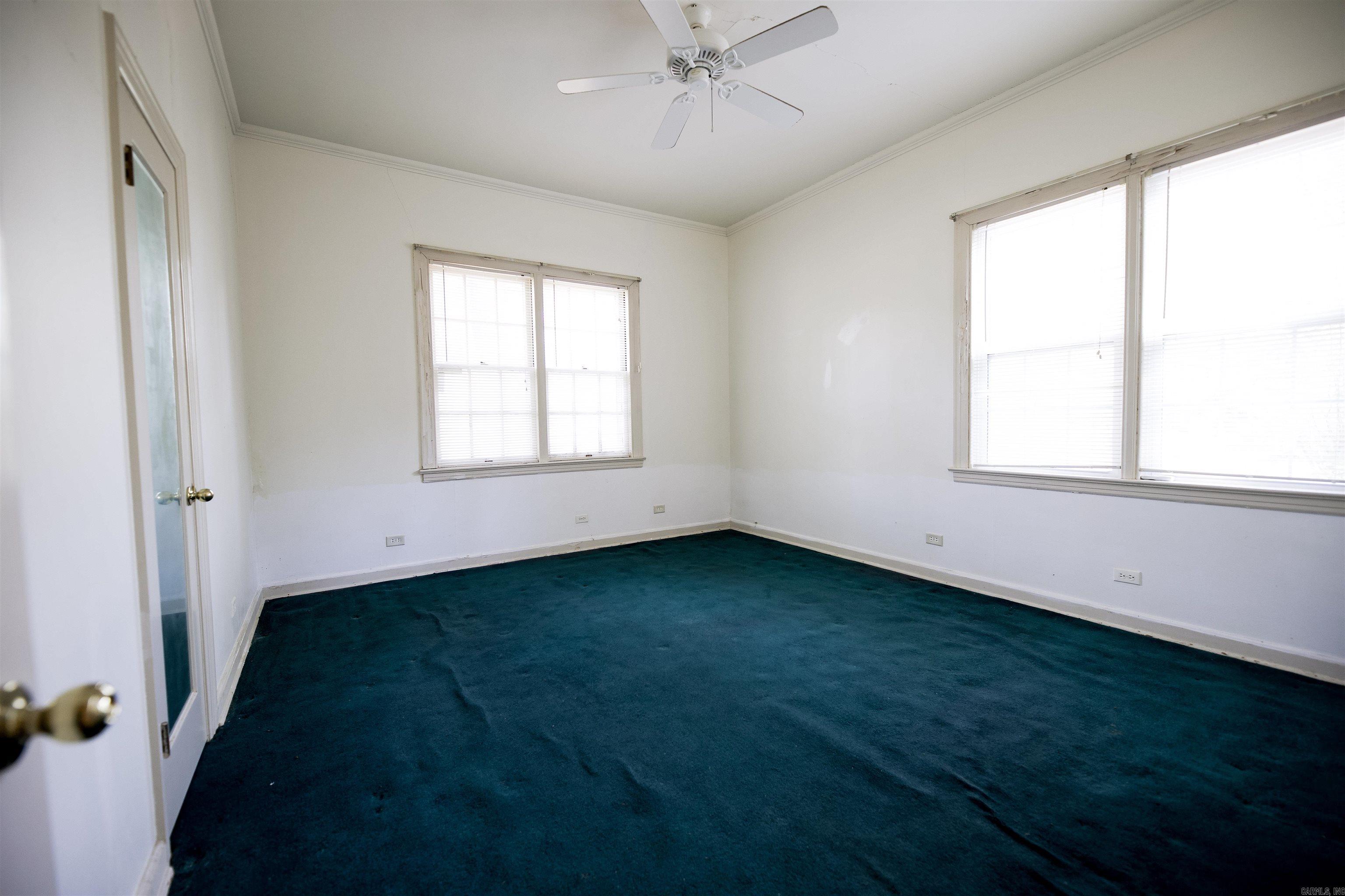 308 Elaine Ave Property Photo 23