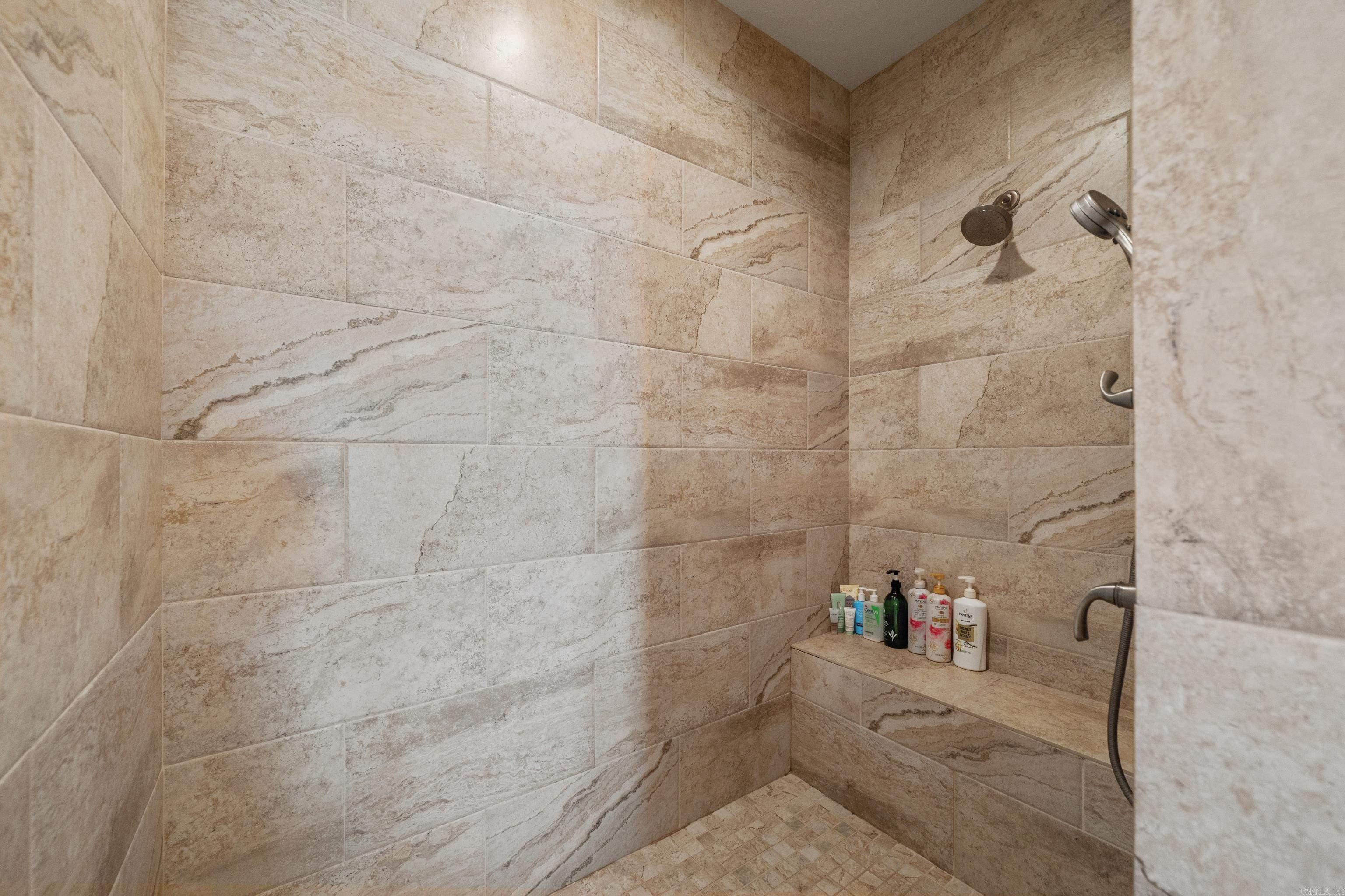 209 Peters Point Property Photo 43
