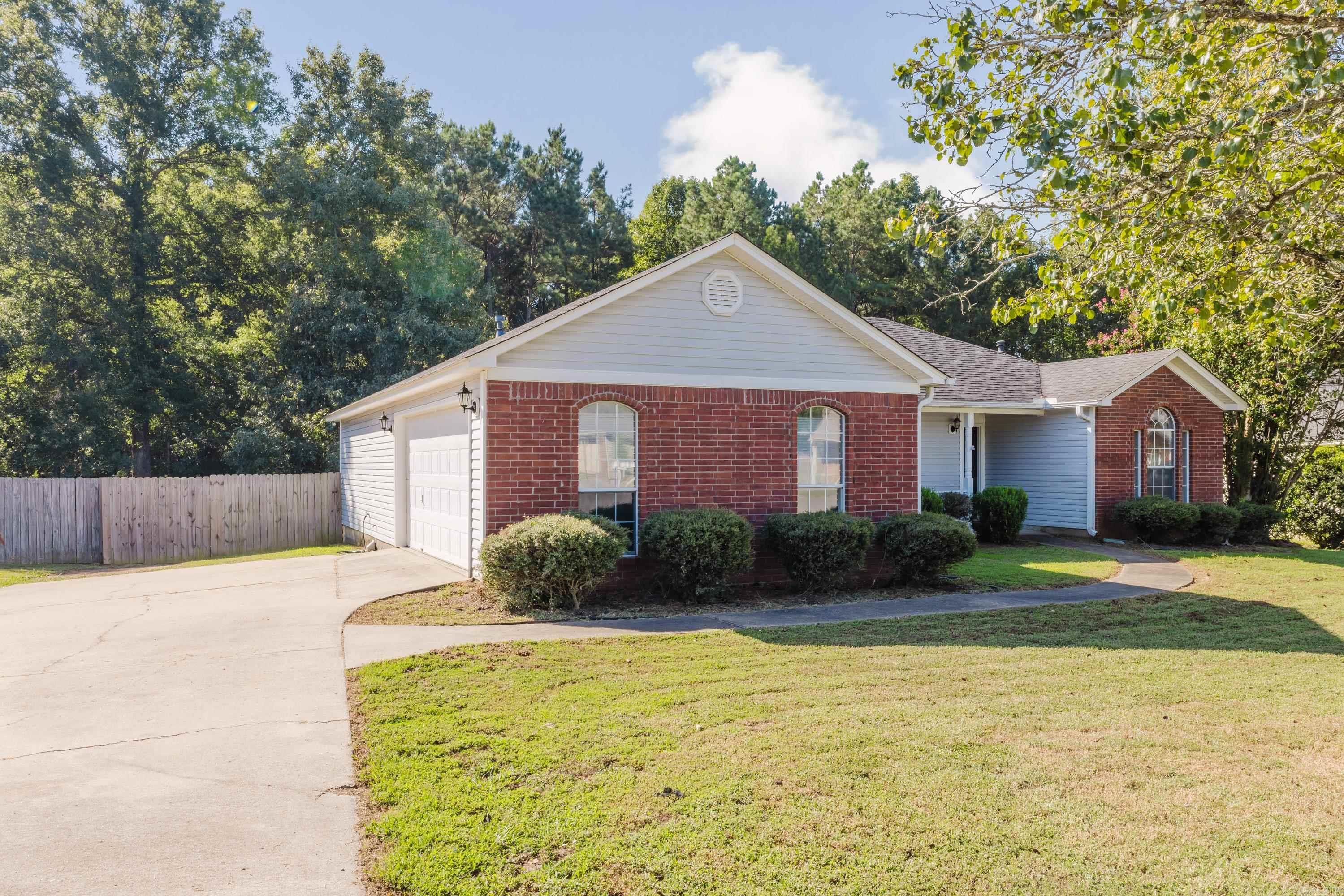 2206 Cherry Creek Circle Property Photo 3