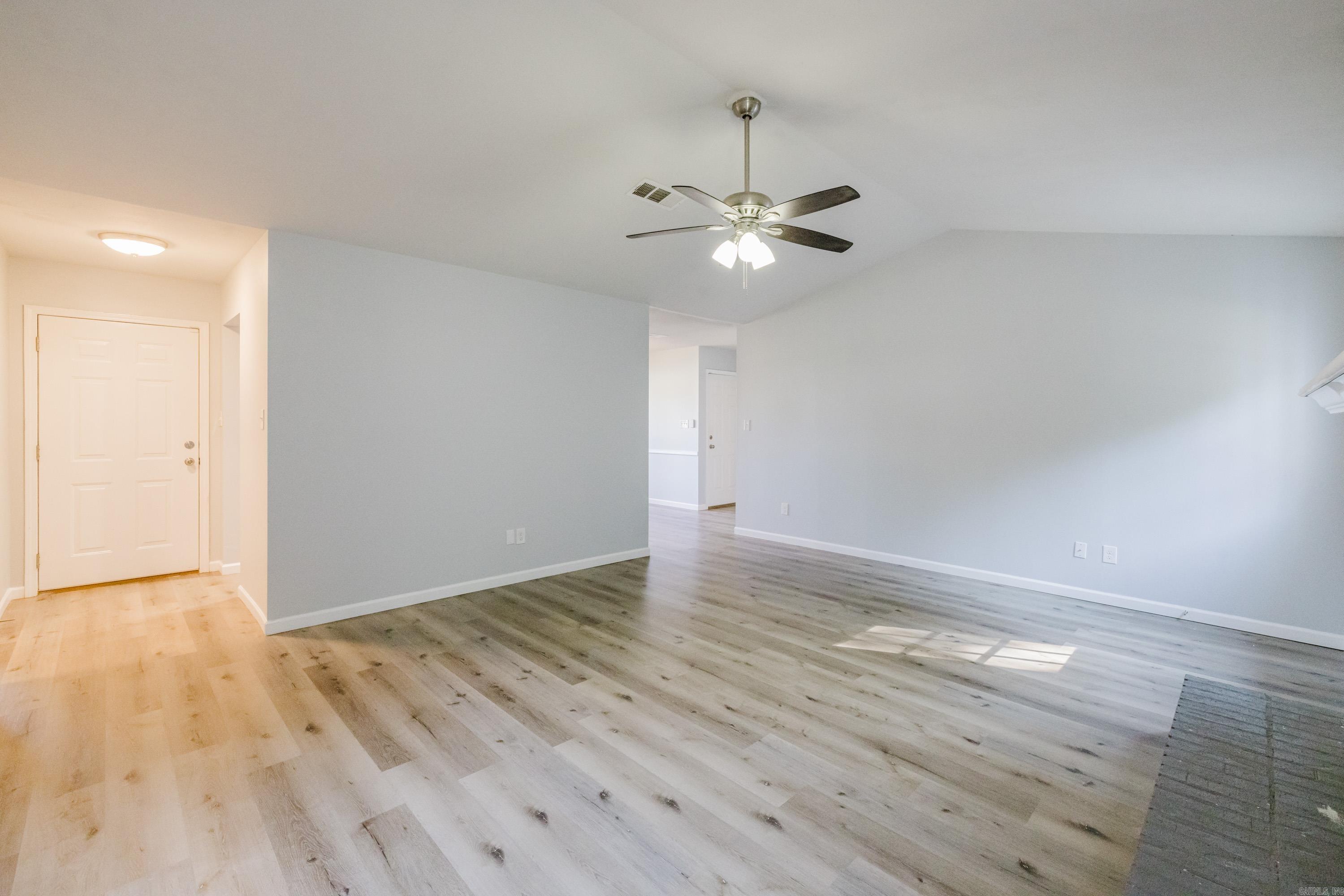 2206 Cherry Creek Circle Property Photo 8