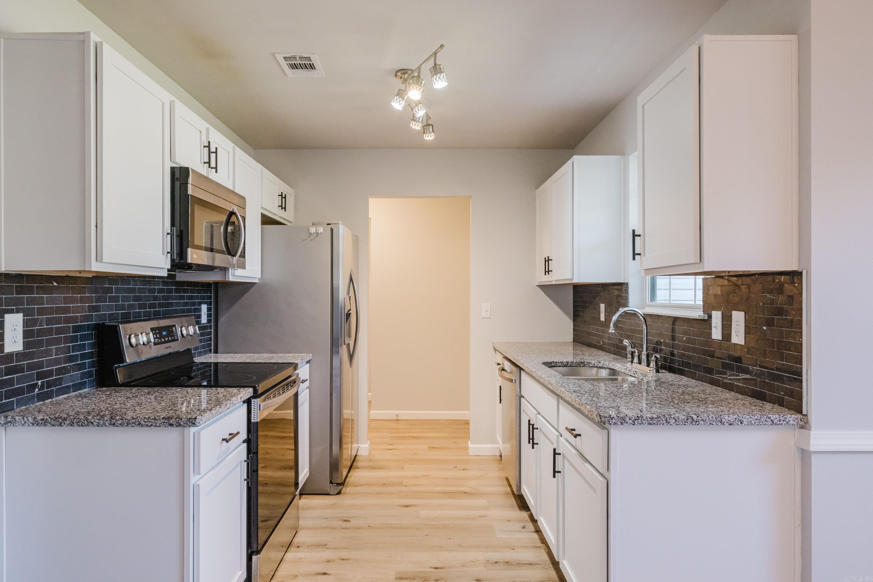 2206 Cherry Creek Circle Property Photo 13