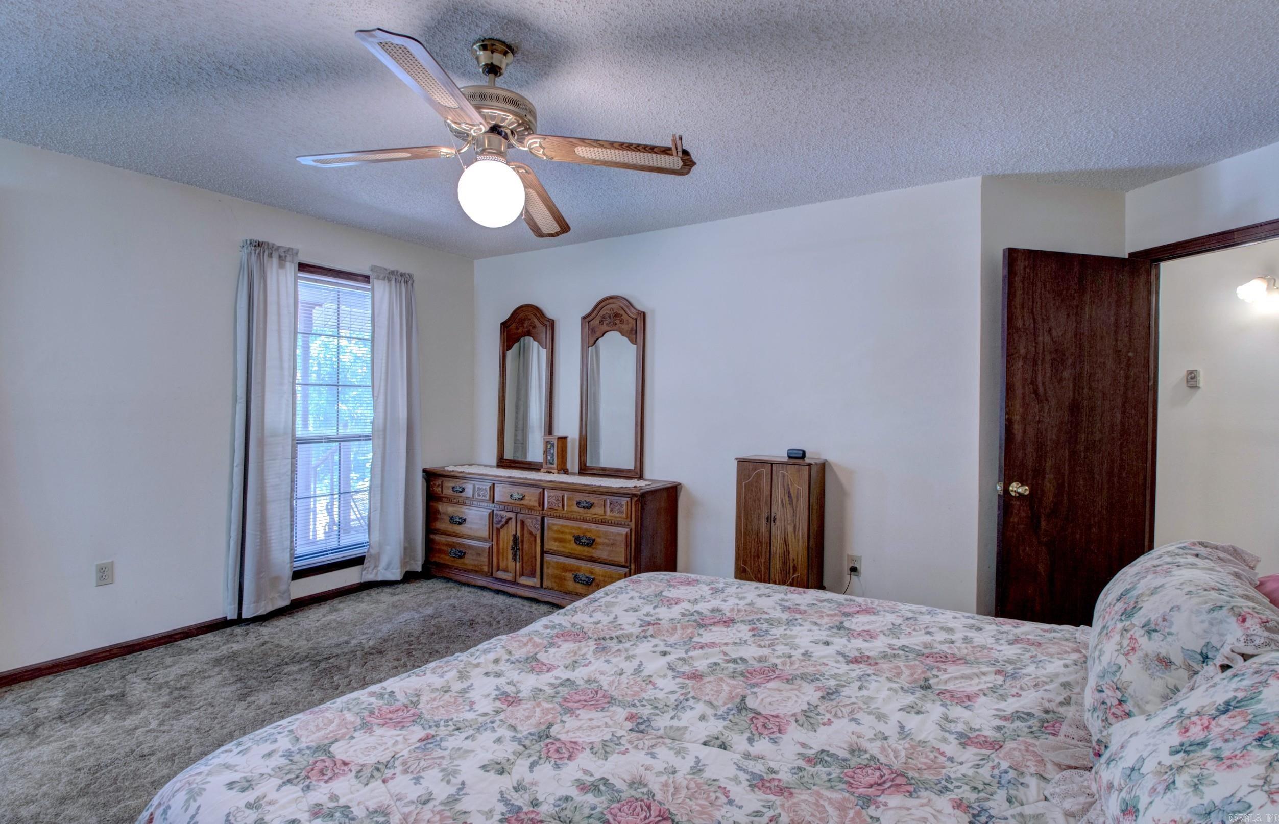 10124 Short Marche Rd Property Photo 34