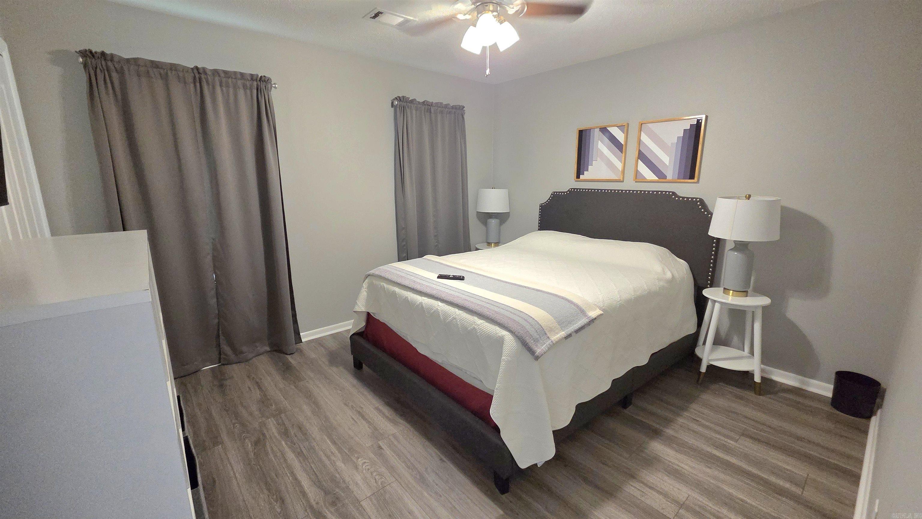 909 Shall Court Property Photo 13