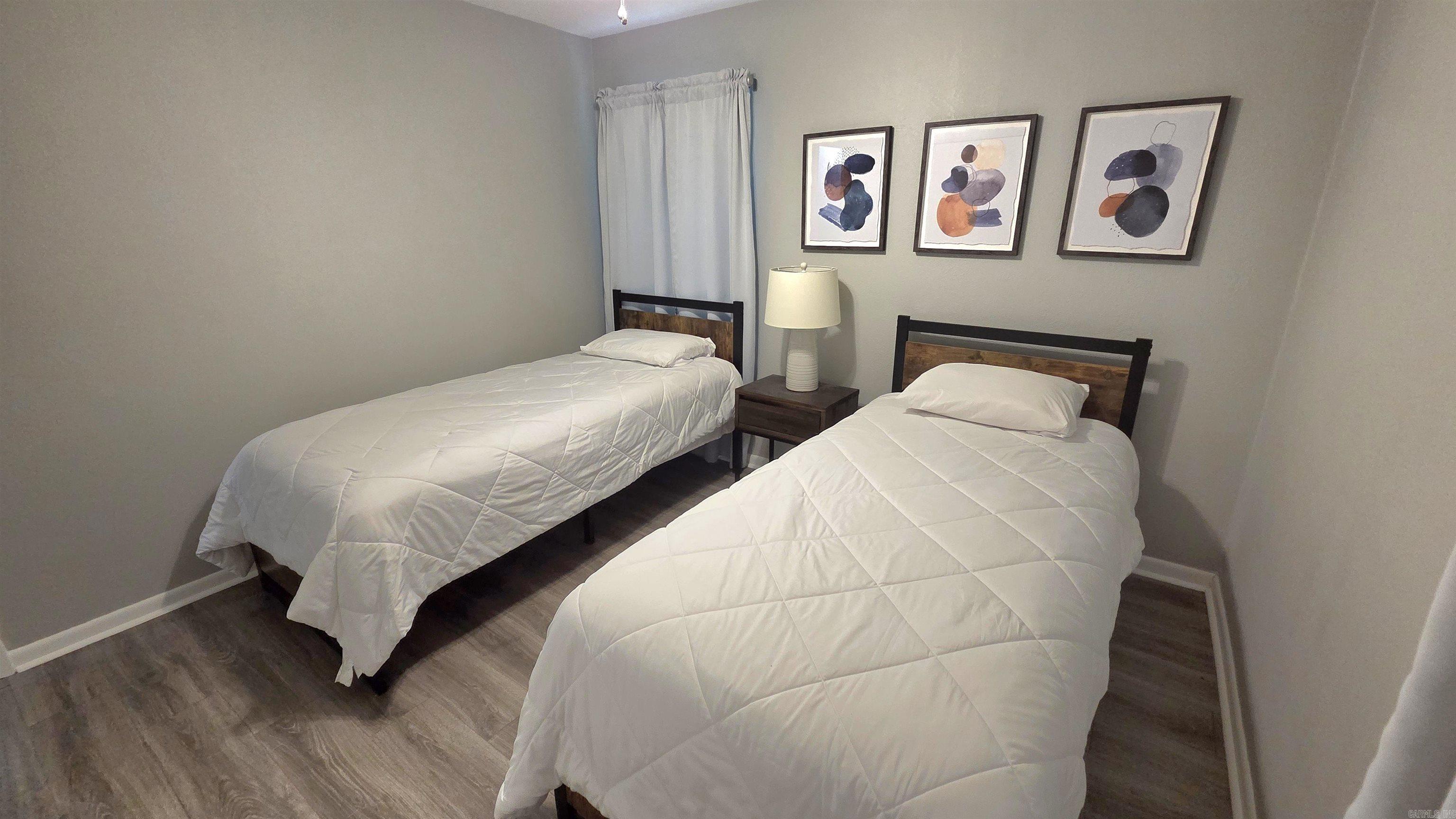 909 Shall Court Property Photo 16