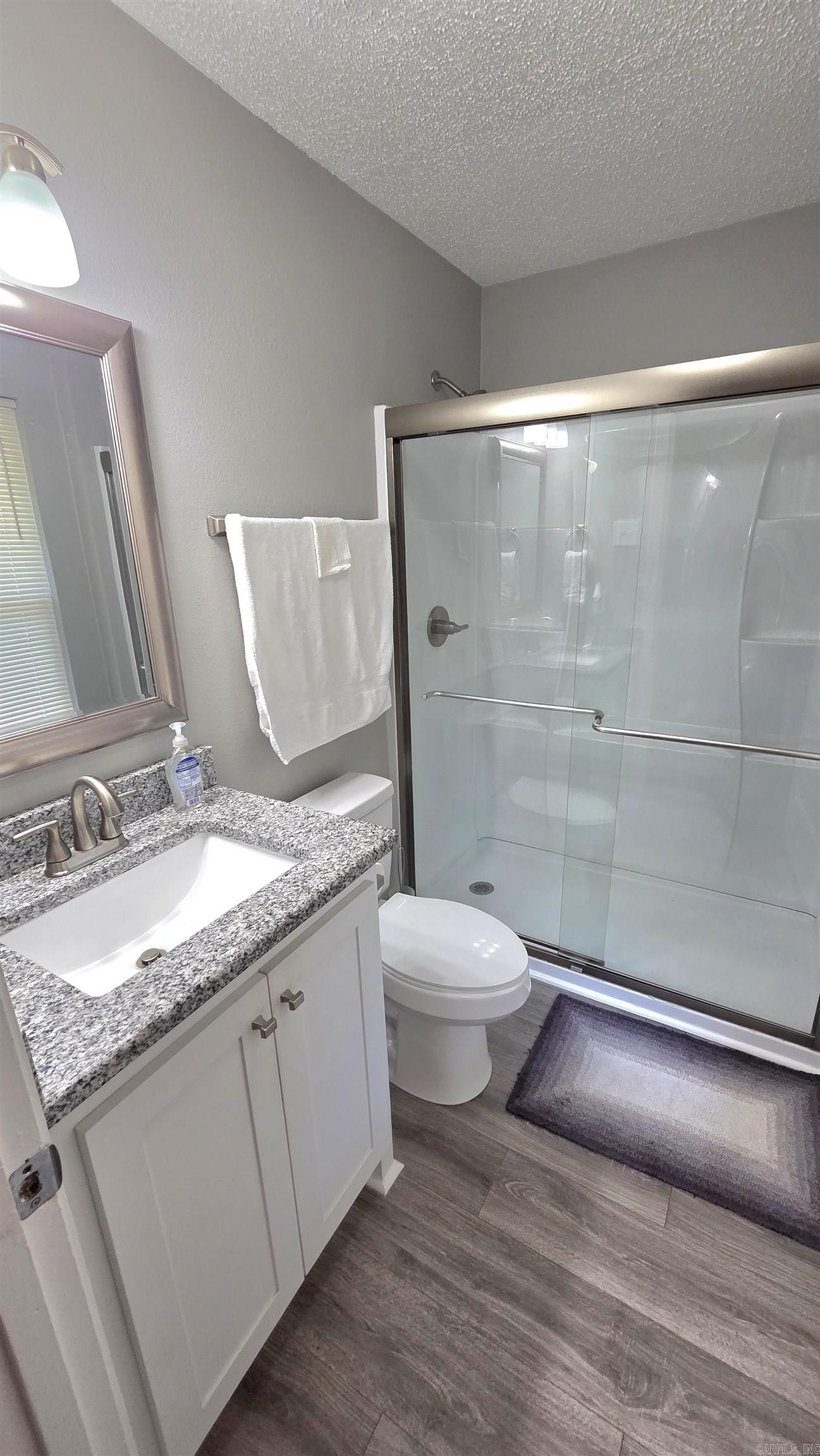909 Shall Court Property Photo 20