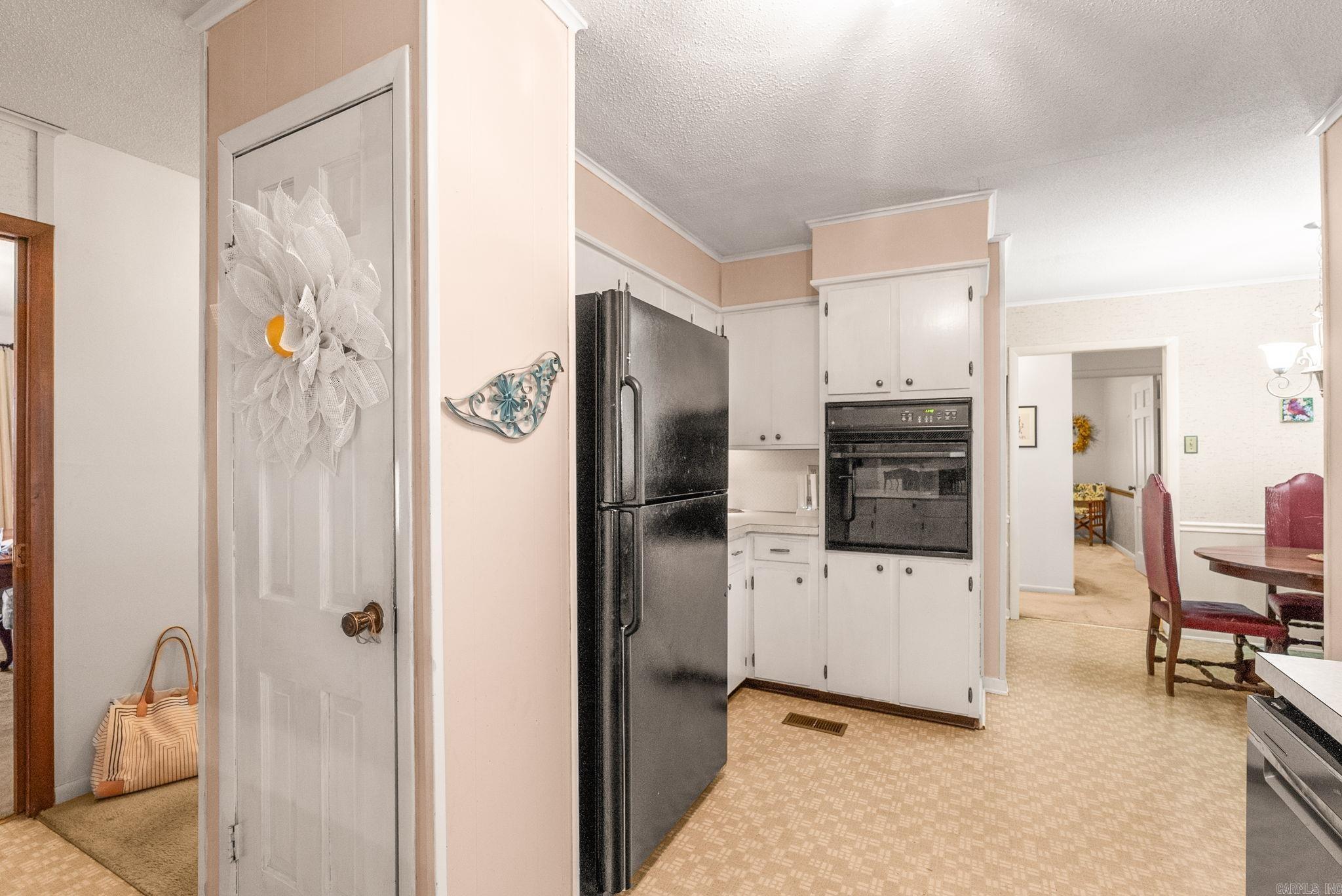 7317 Geronimo Property Photo 11