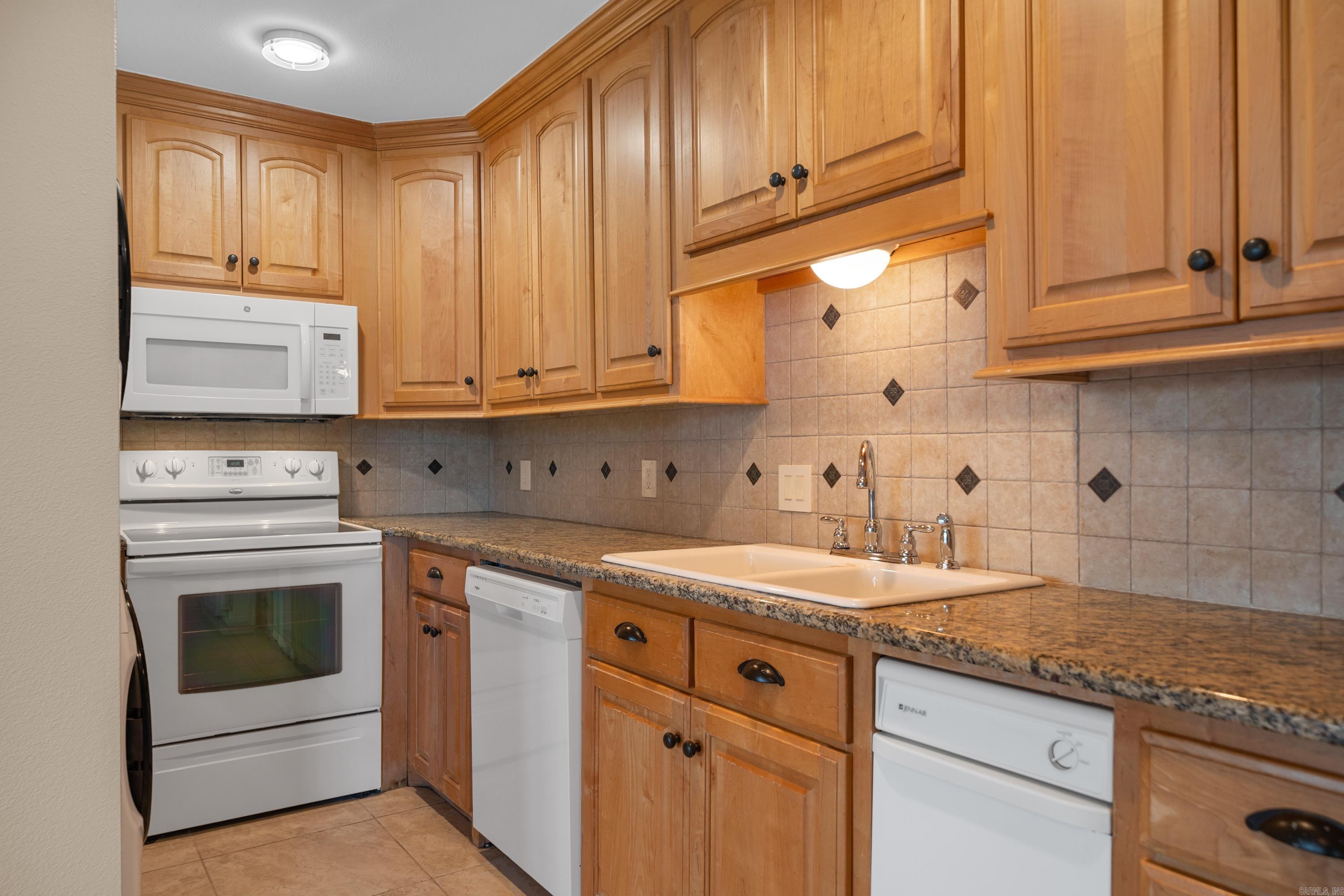 1319 Airport Road 5-e Property Photo 14