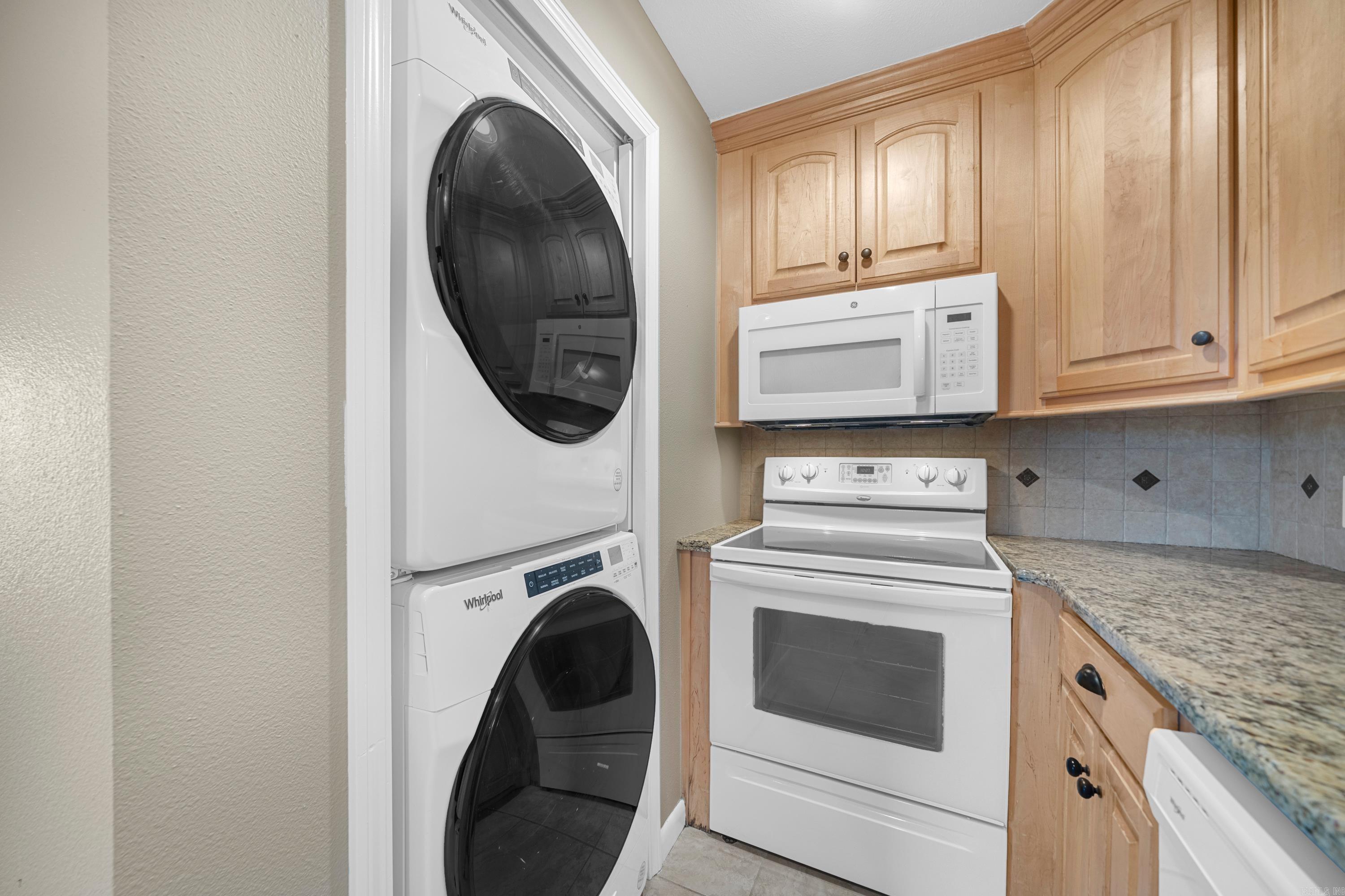 1319 Airport Road 5-e Property Photo 17