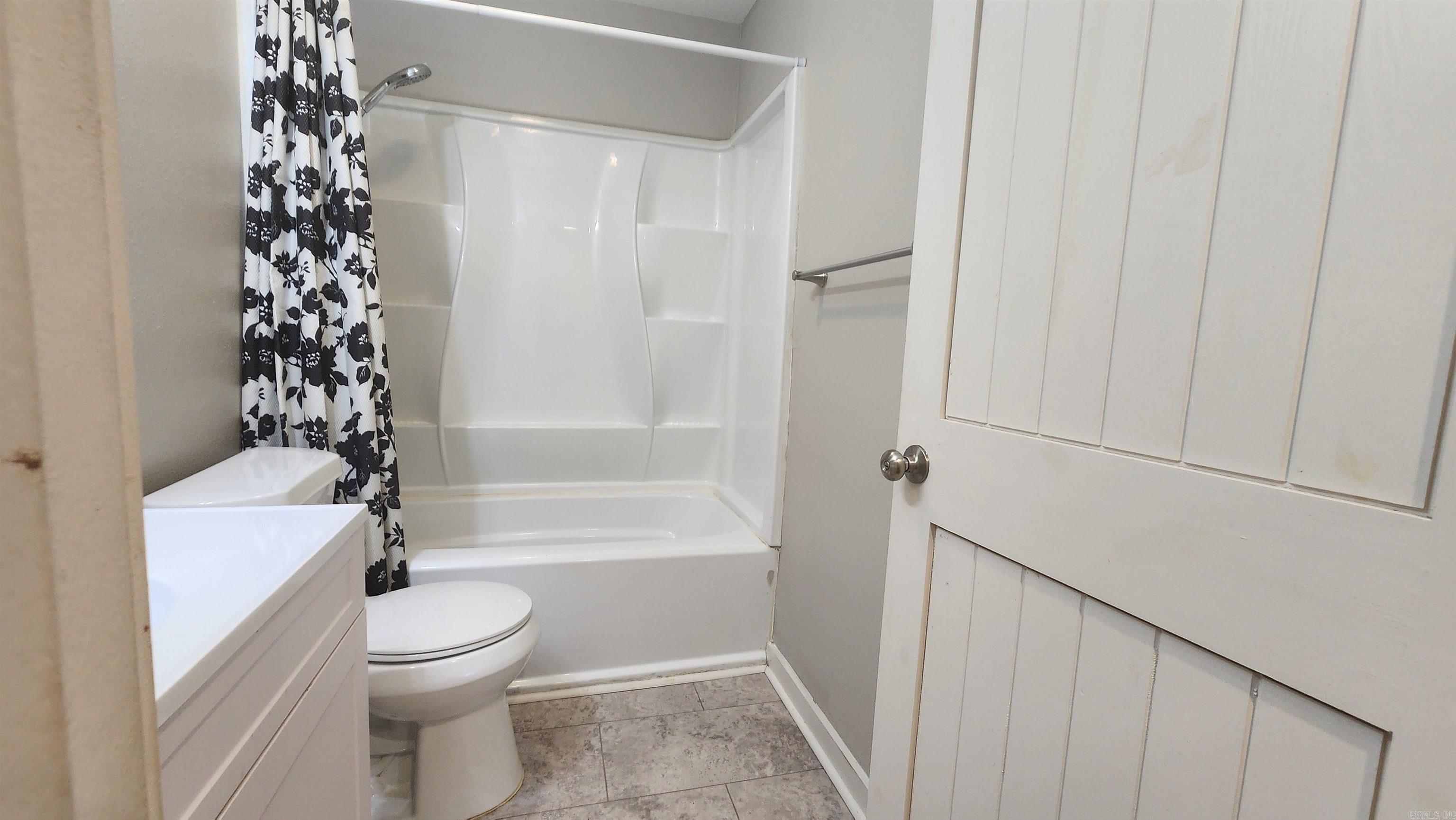 22 Southmont Drive Property Photo 5