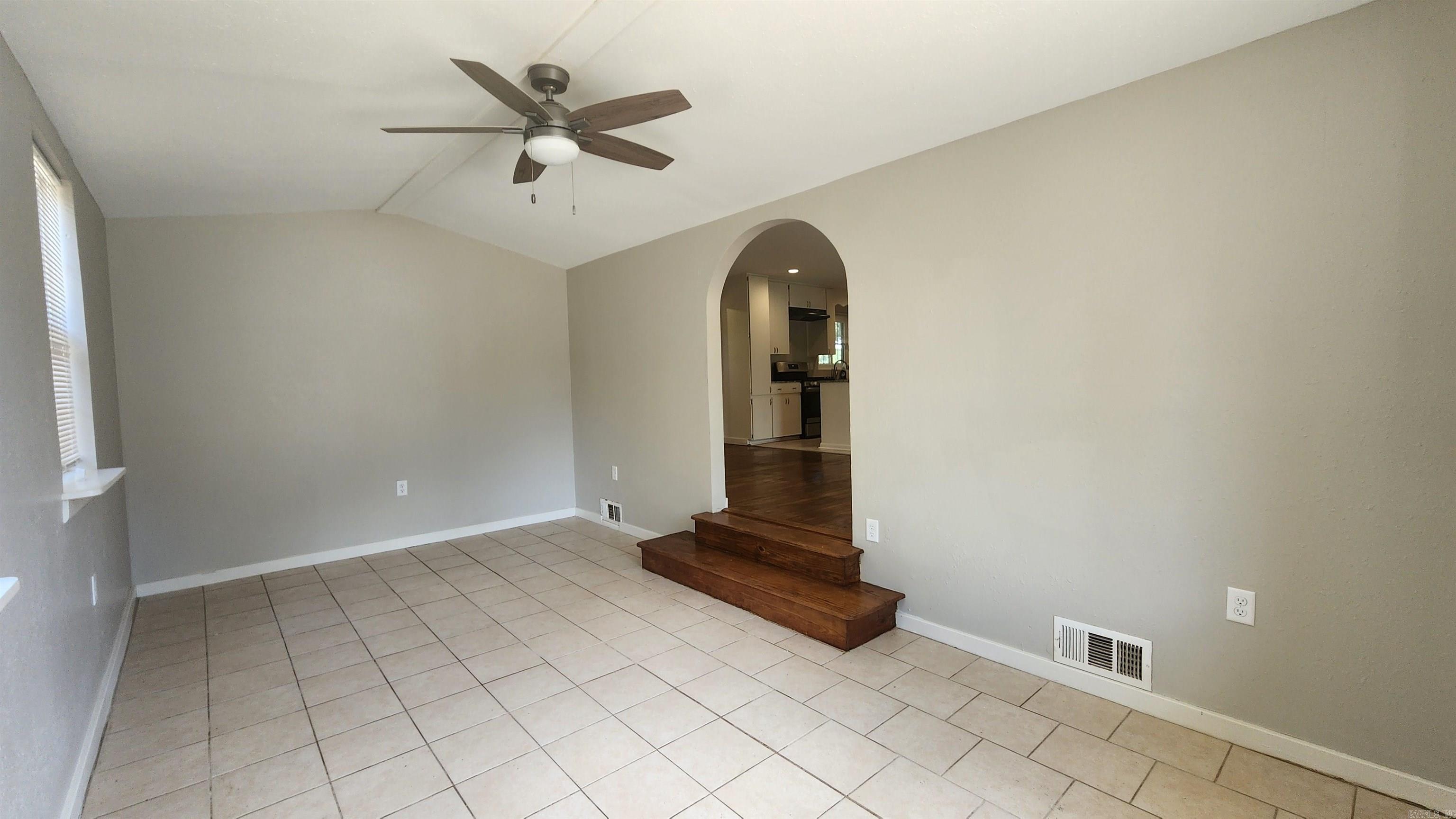 22 Southmont Drive Property Photo 10