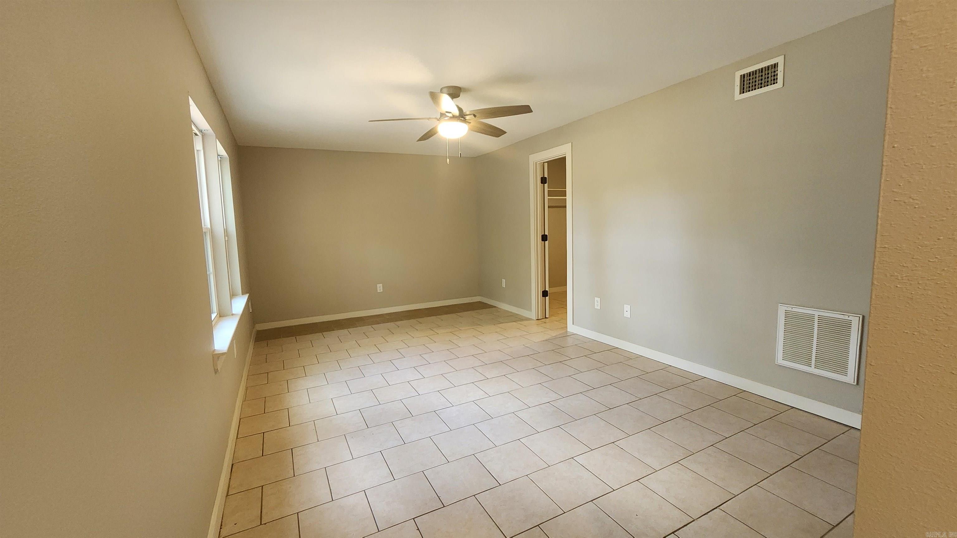 22 Southmont Drive Property Photo 37