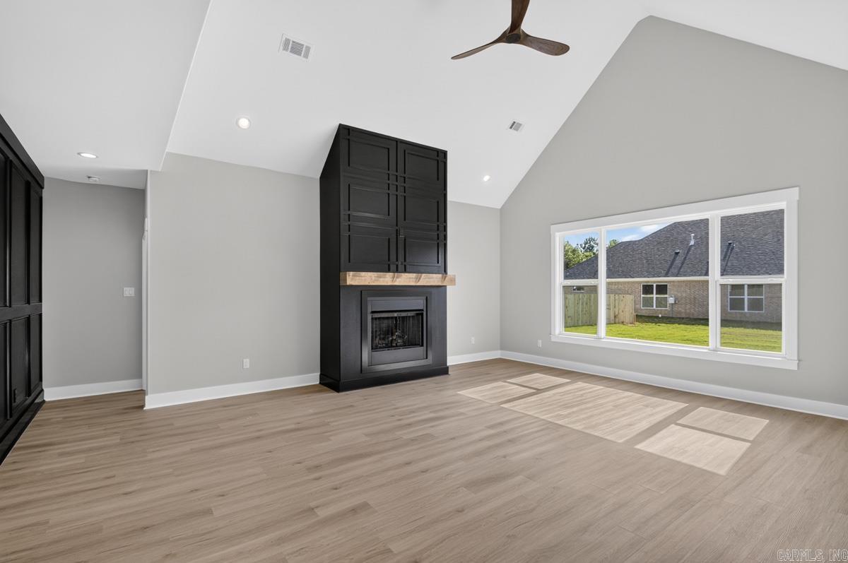 7064 Cold Creek Property Photo 4