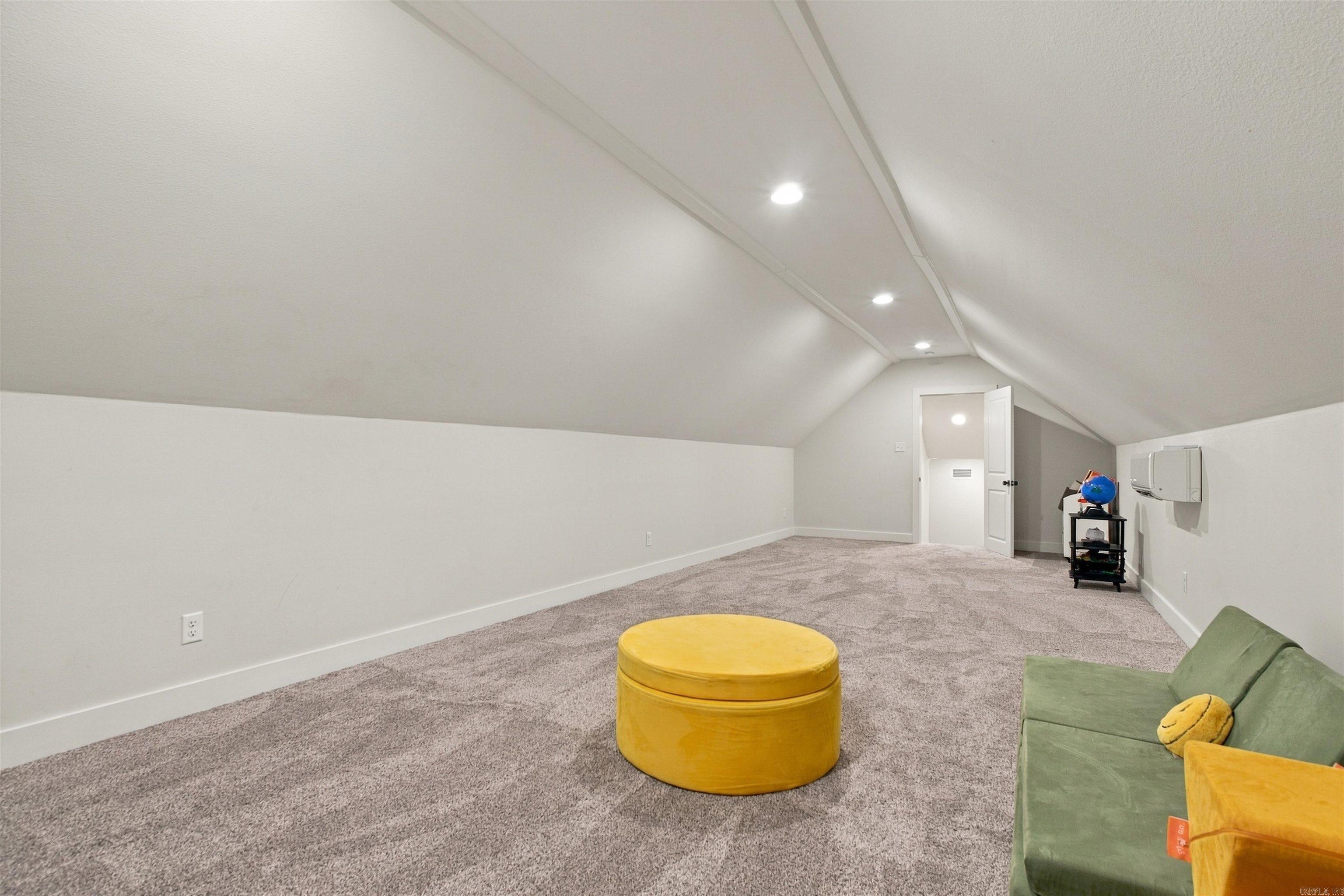 646 Glenwood Springs Drive Property Photo 40