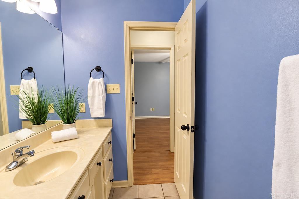 17 Applewood Circle Property Photo 27