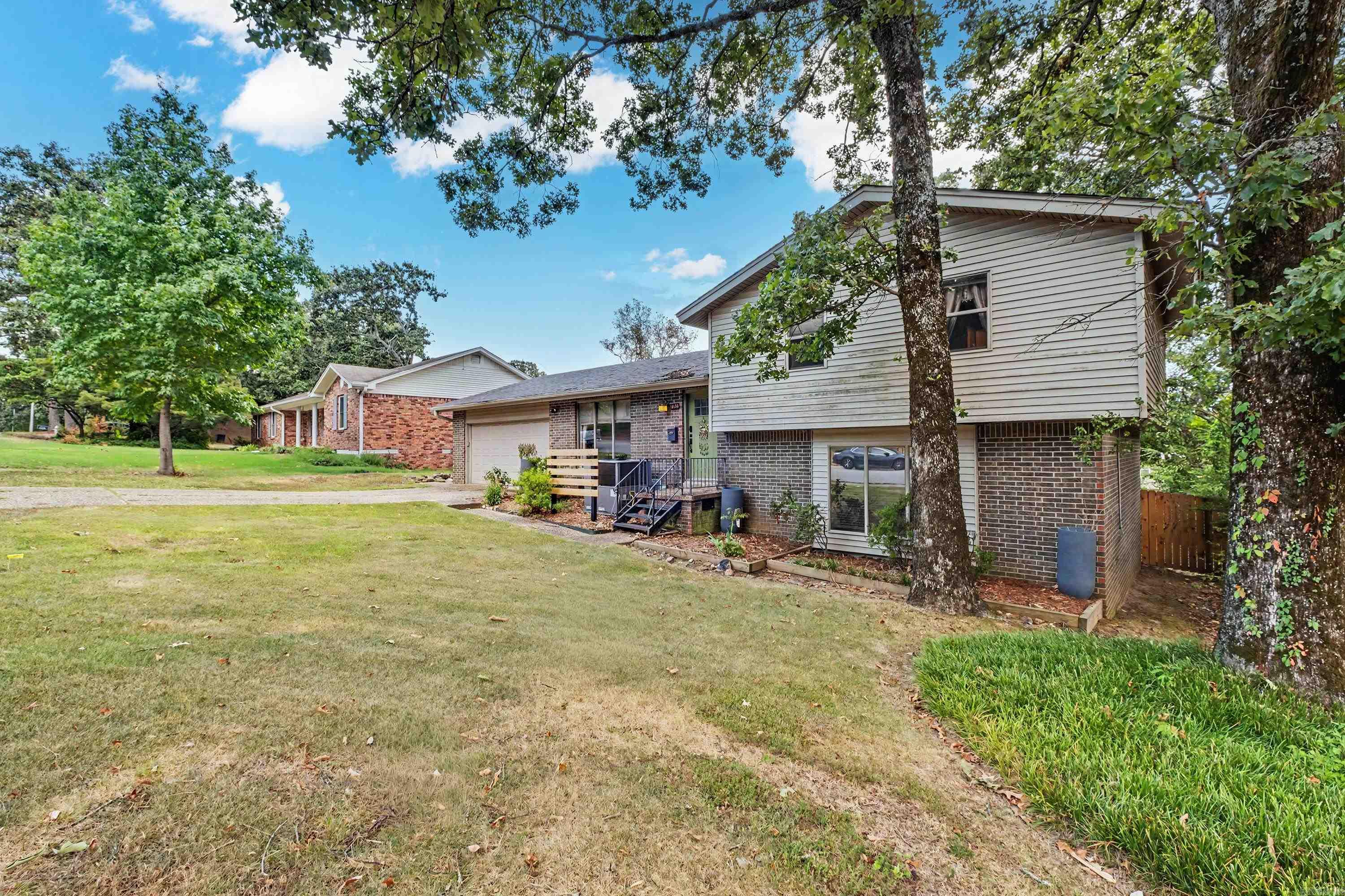 1408 Osage Drive Property Photo 2