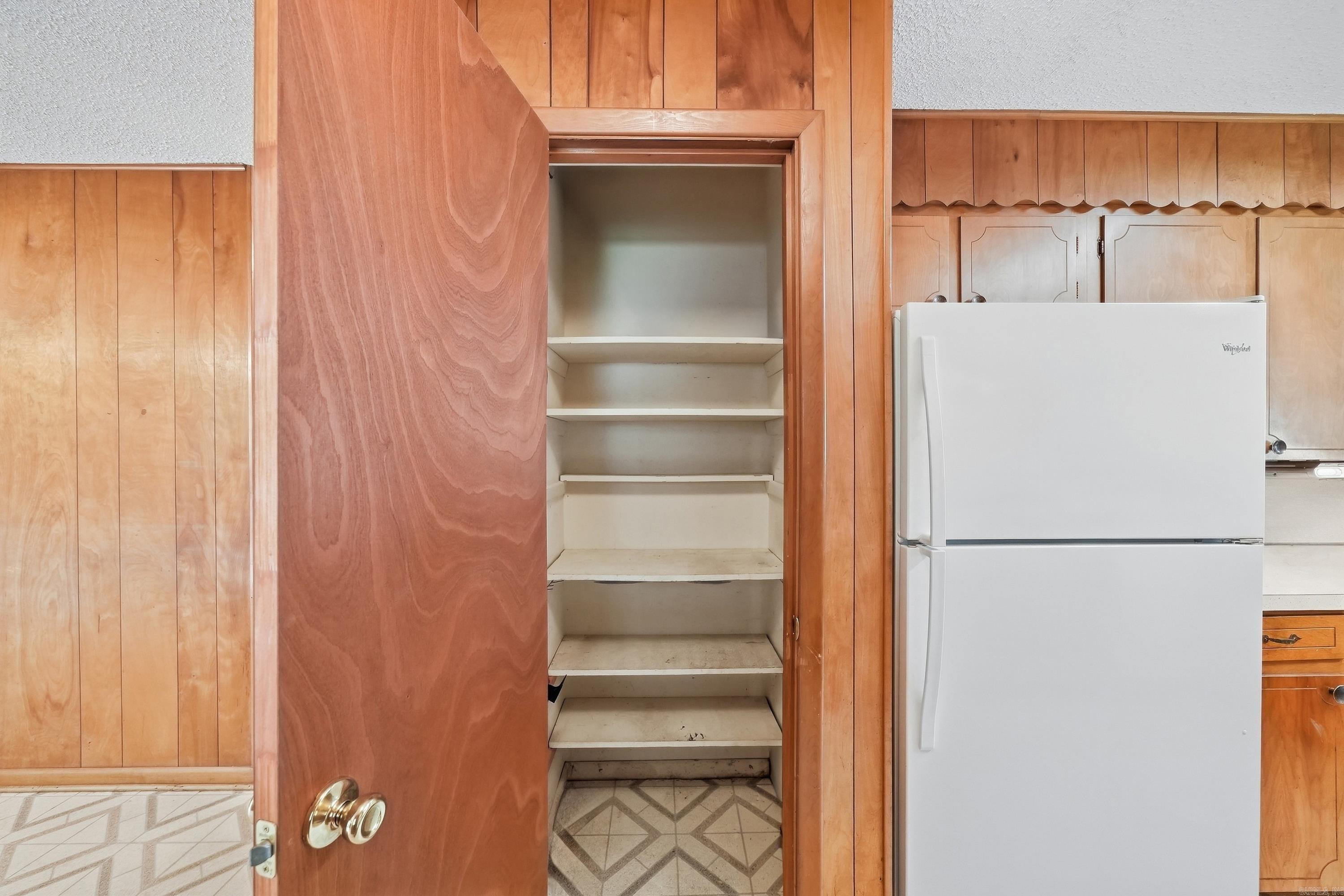 8007 Edwina Drive Property Photo 15