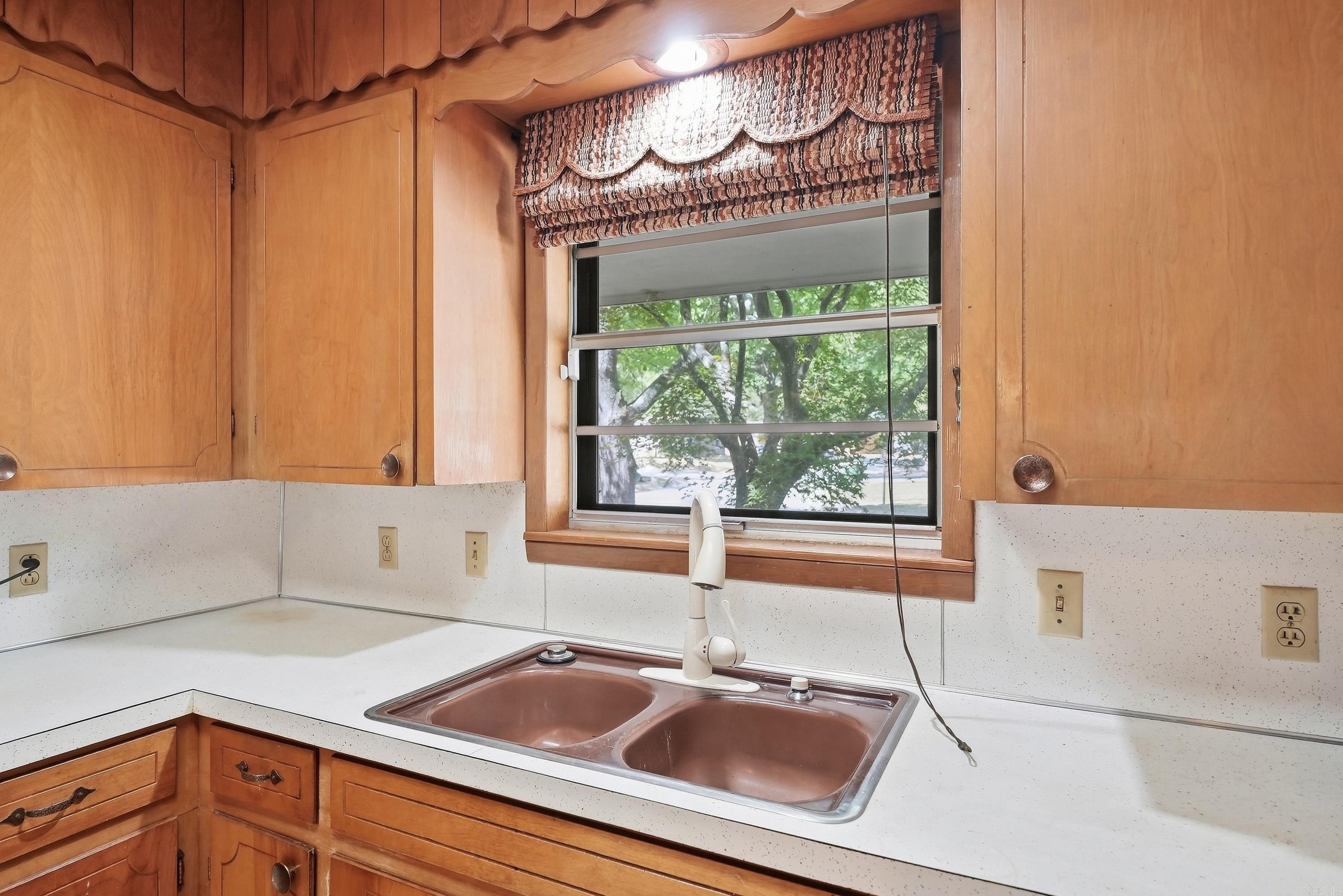 8007 Edwina Drive Property Photo 19