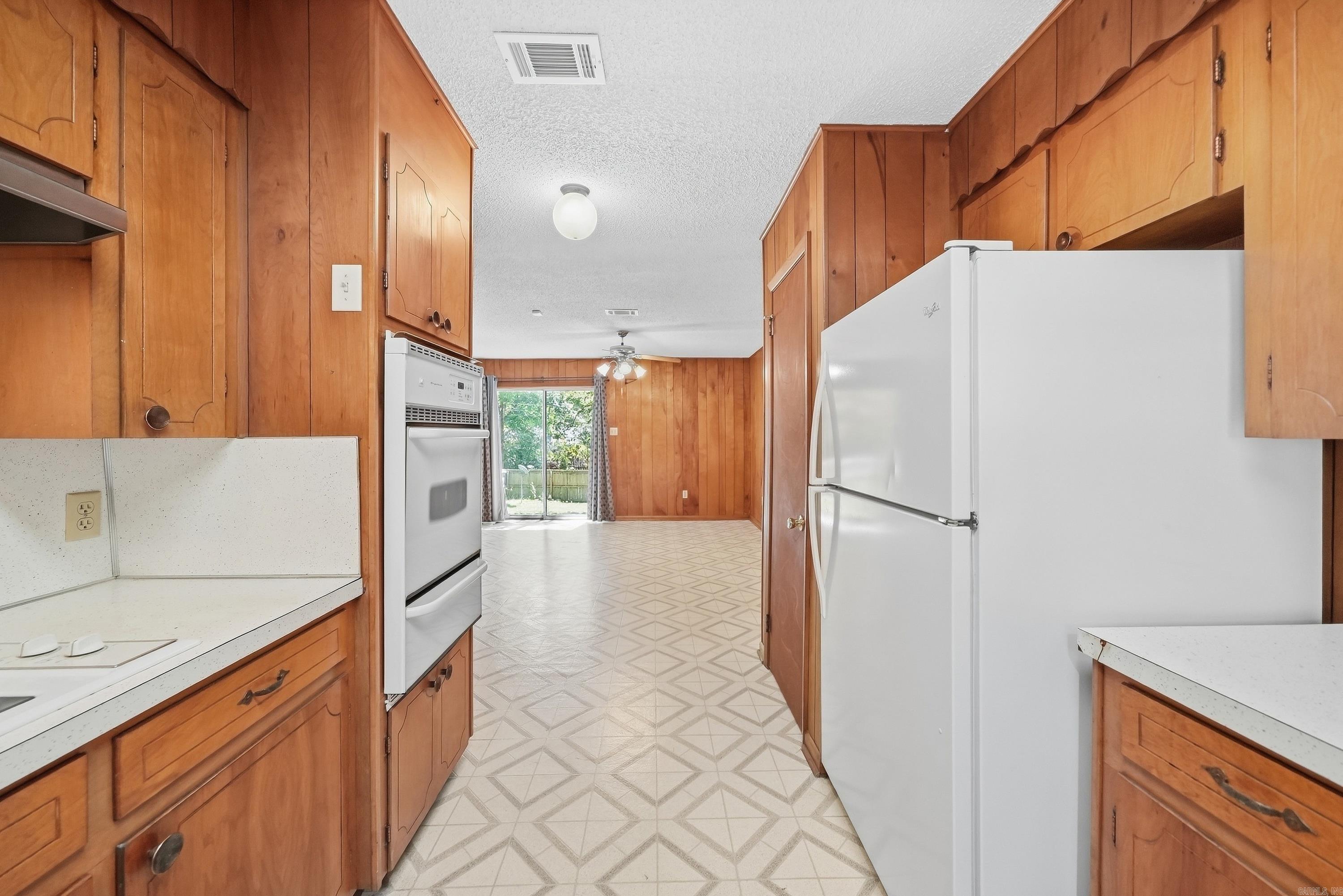 8007 Edwina Drive Property Photo 21