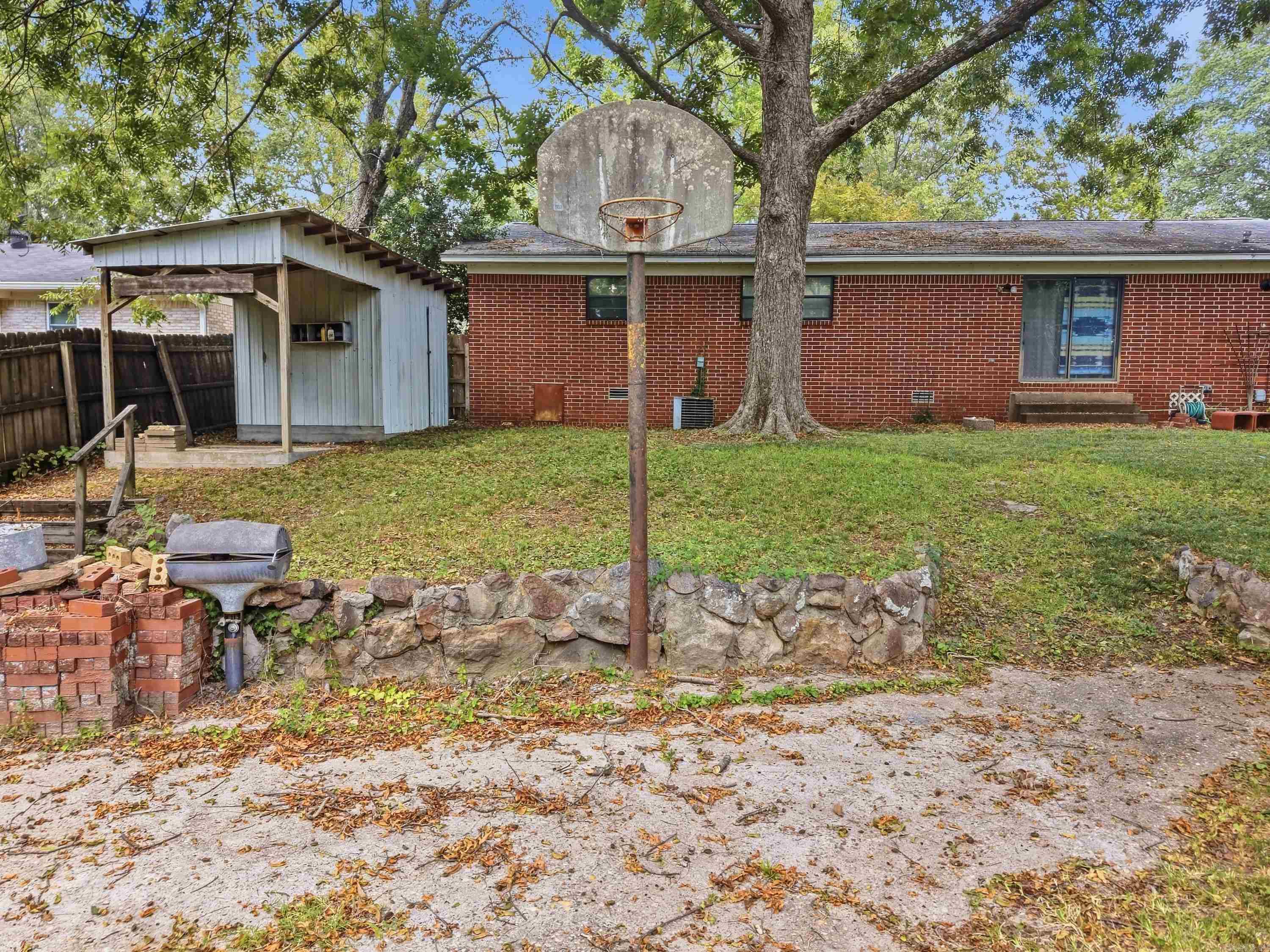 8007 Edwina Drive Property Photo 44