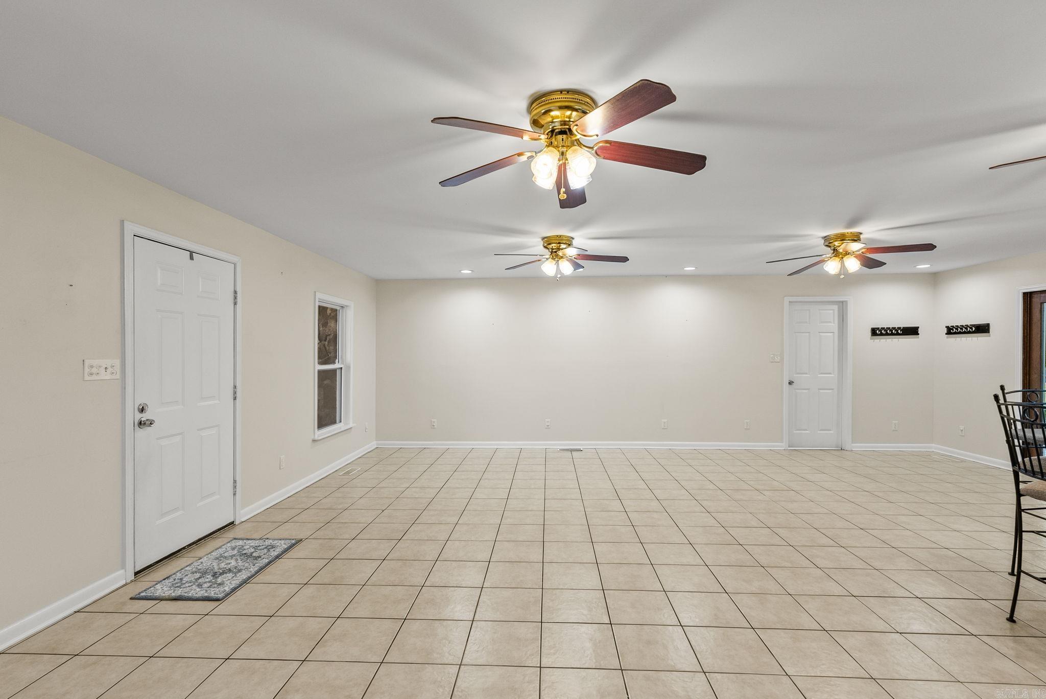 22335 Colonel Glenn Property Photo 9