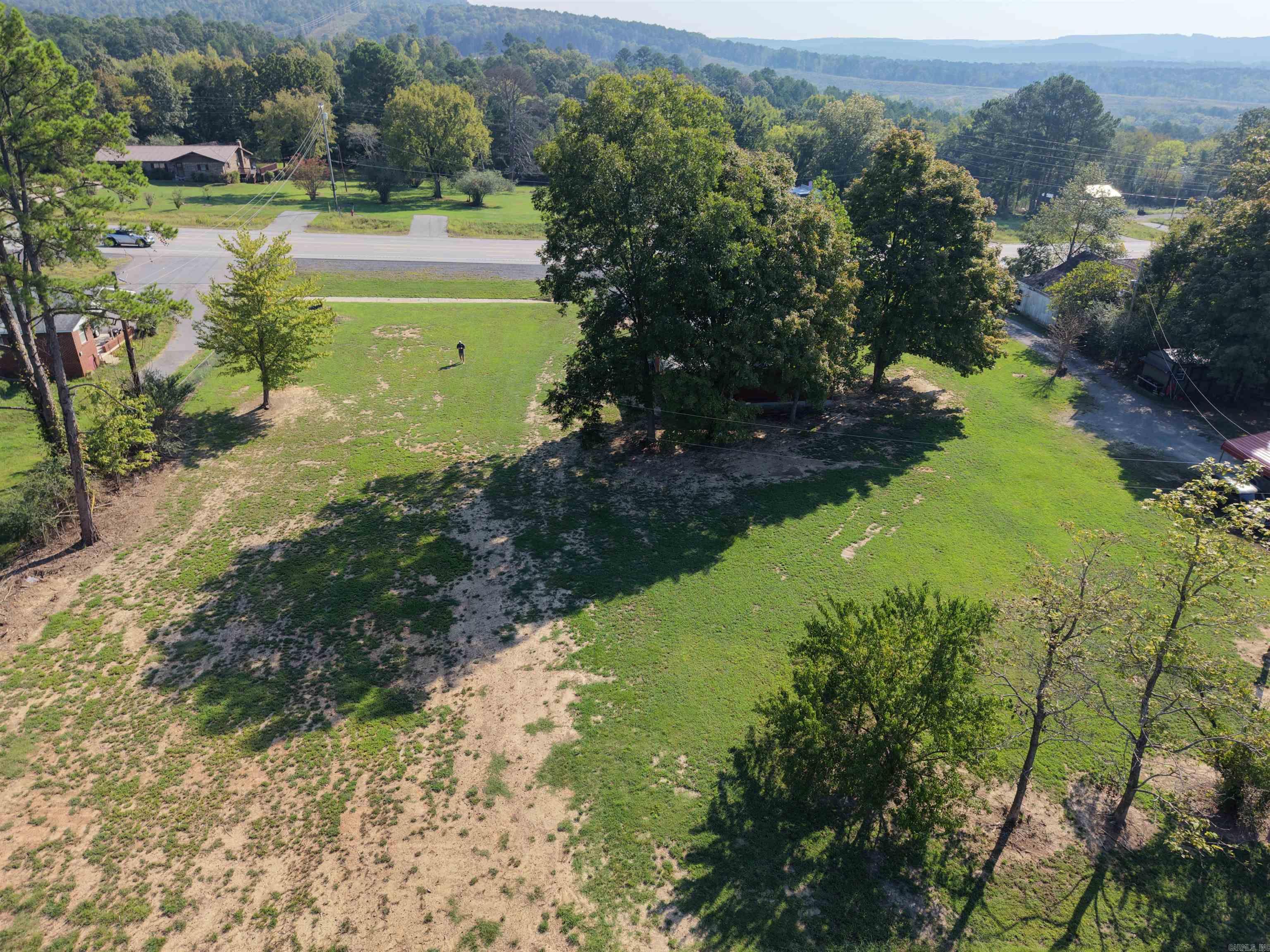 1907 N 65 Highway Property Photo 10