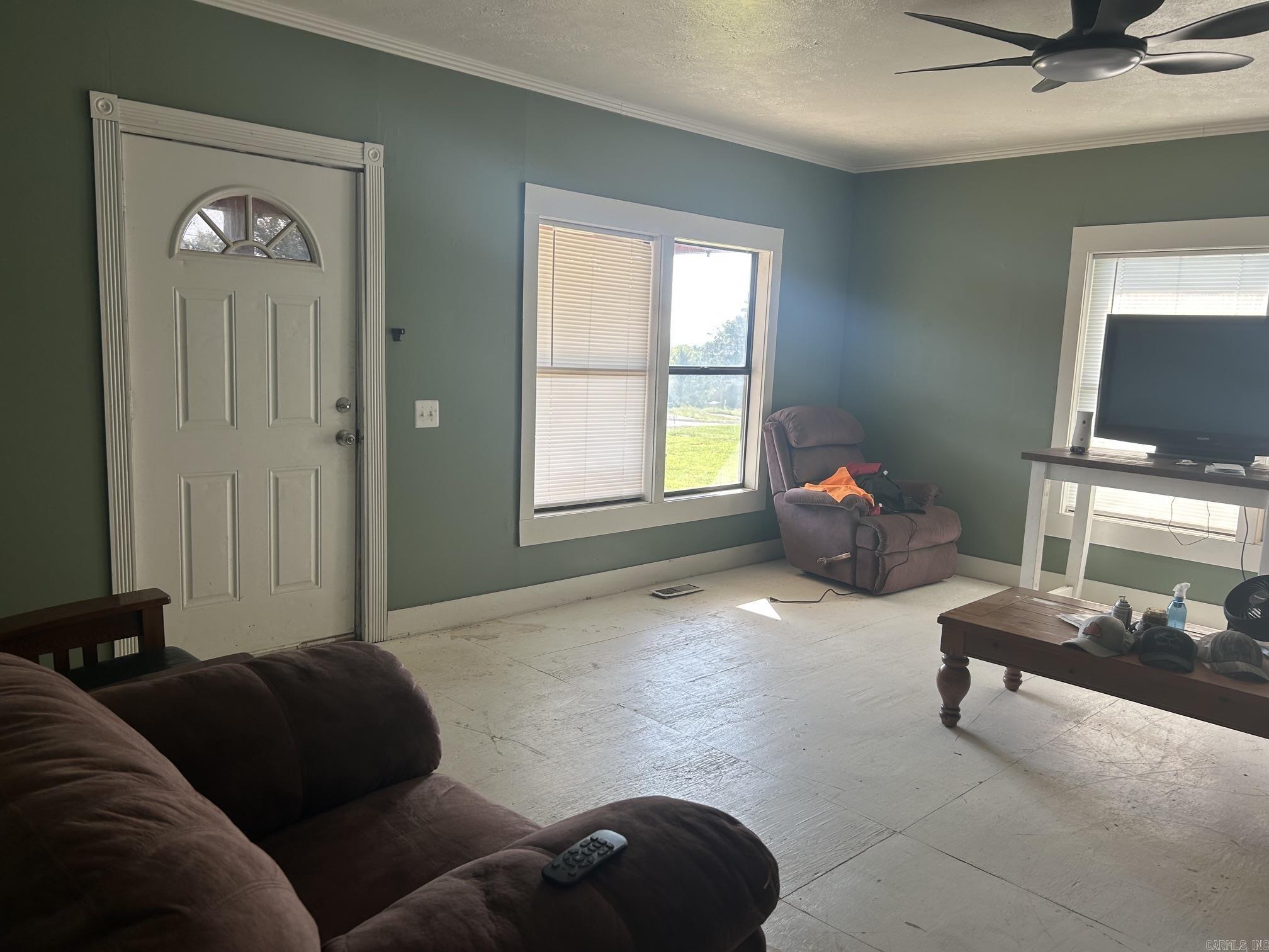 1907 N 65 Highway Property Photo 12