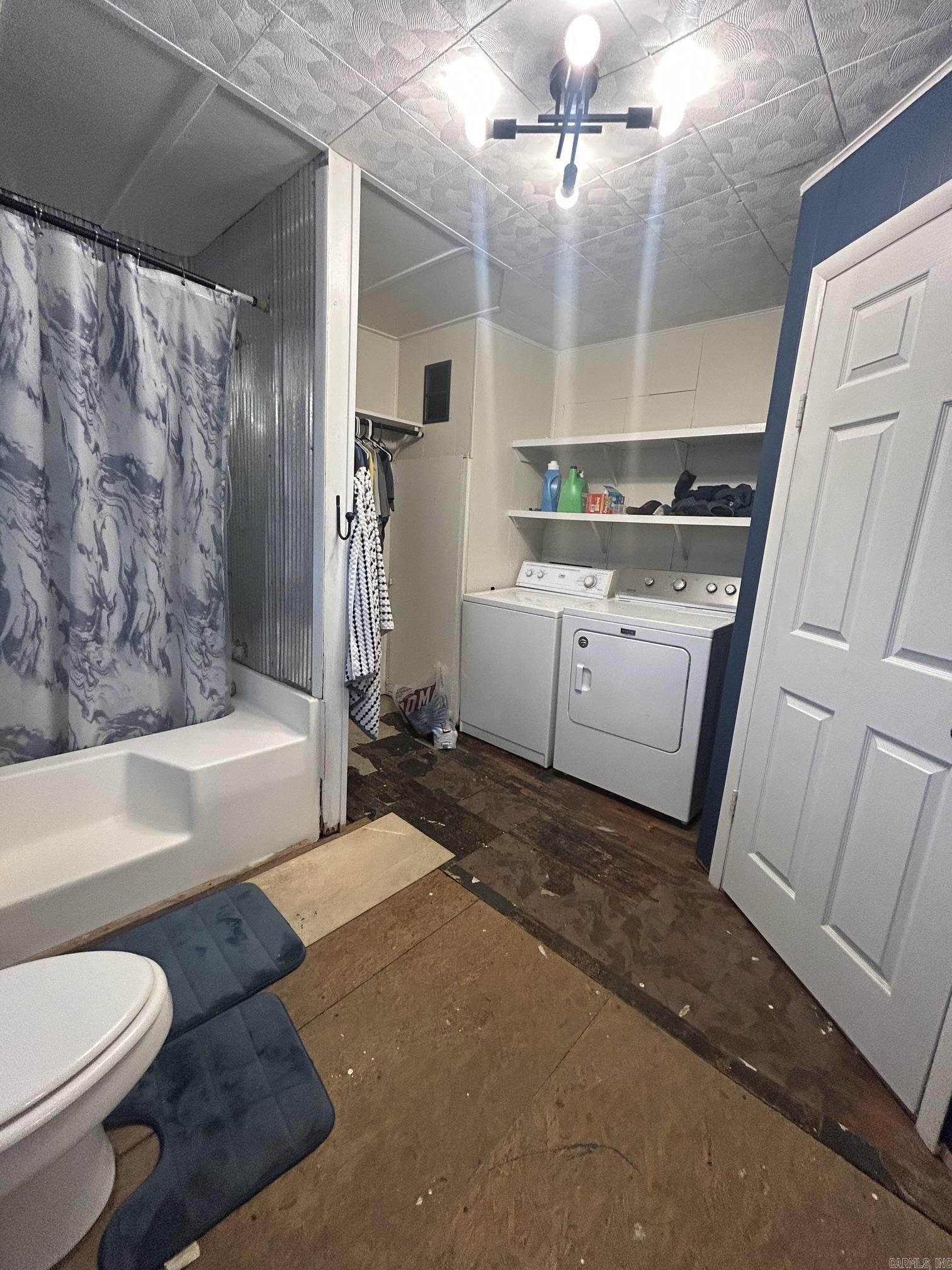 1907 N 65 Highway Property Photo 26