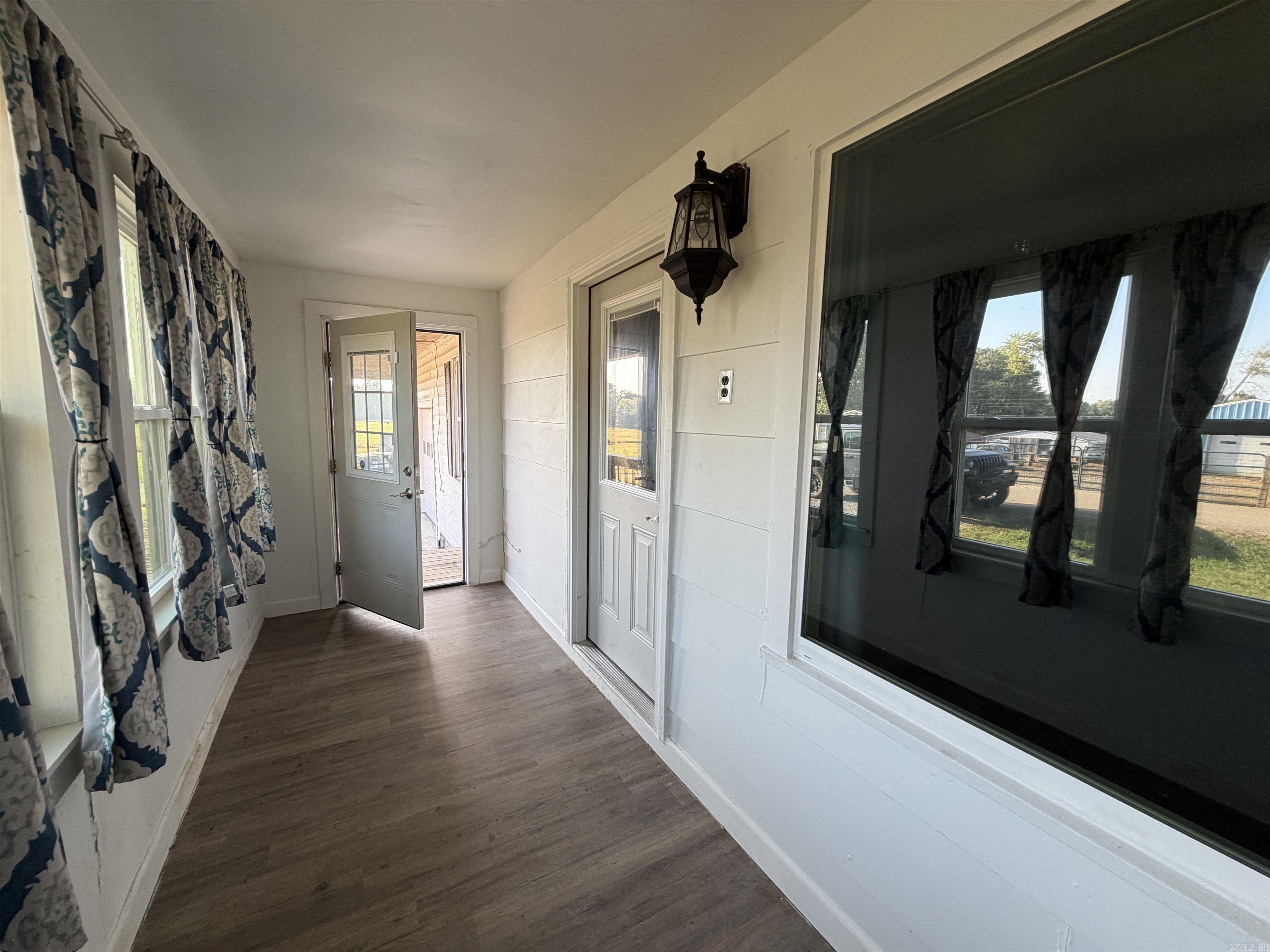 406 Hill Street Property Photo 6