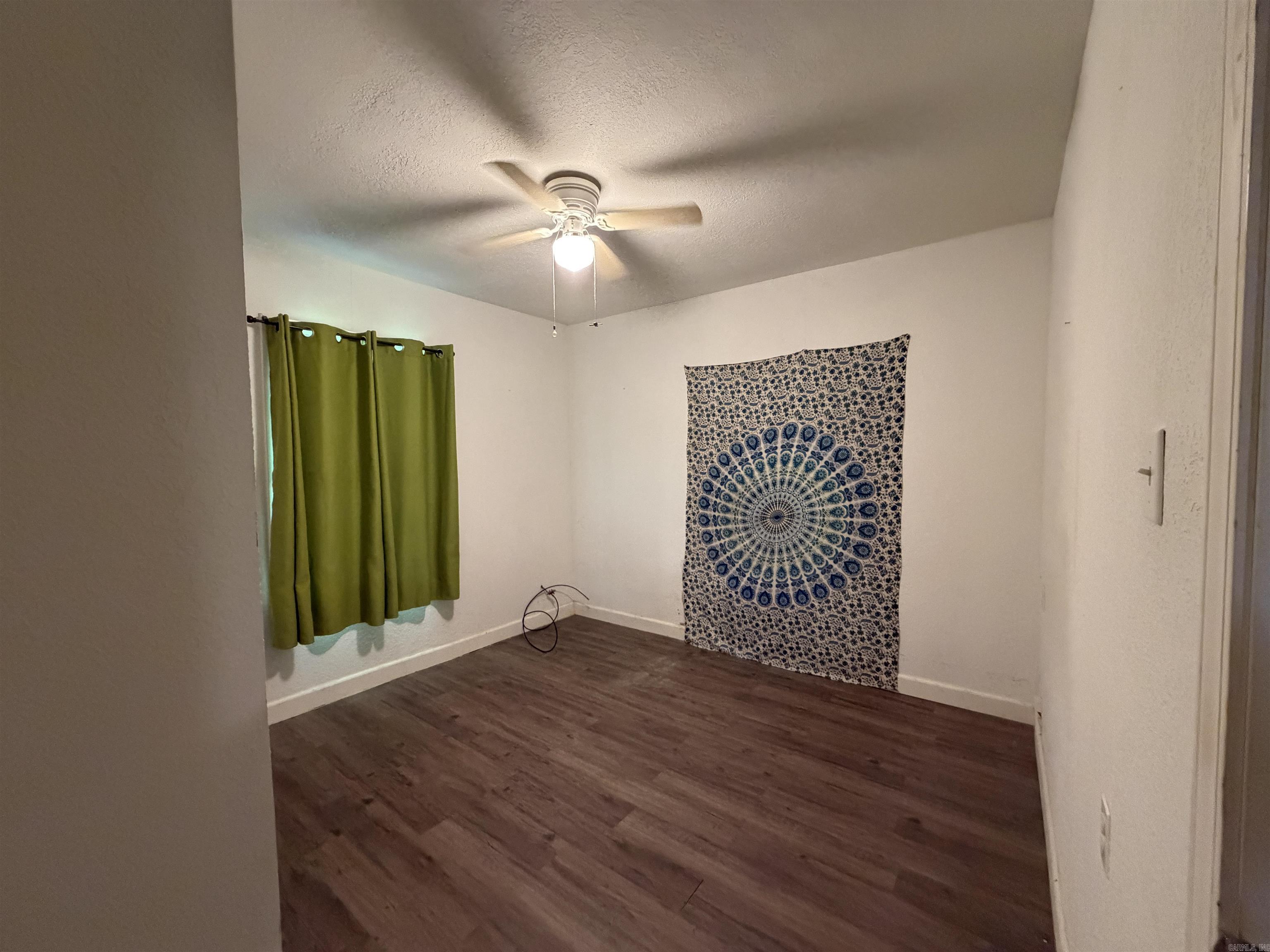 406 Hill Street Property Photo 17