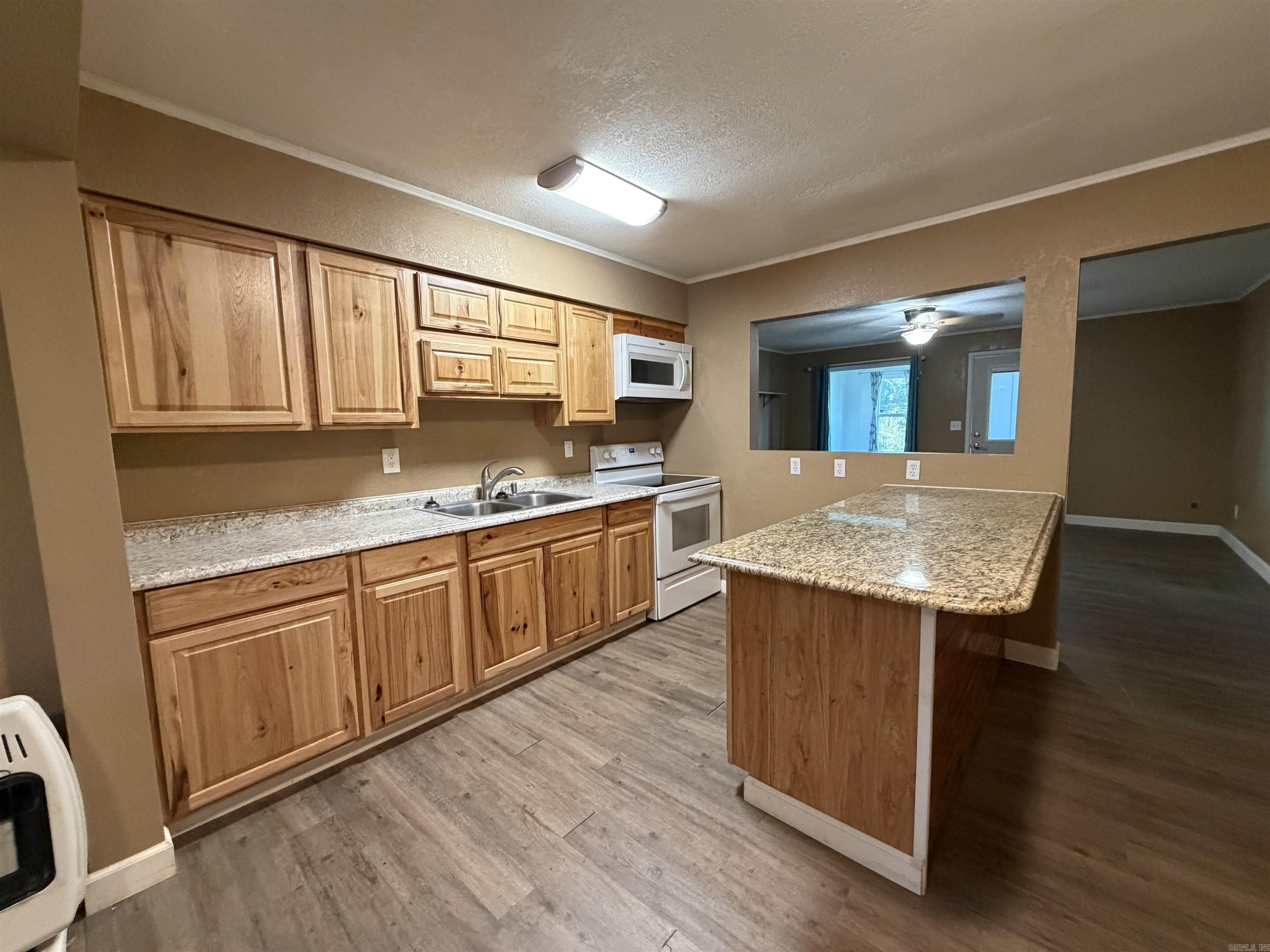 406 Hill Street Property Photo 25