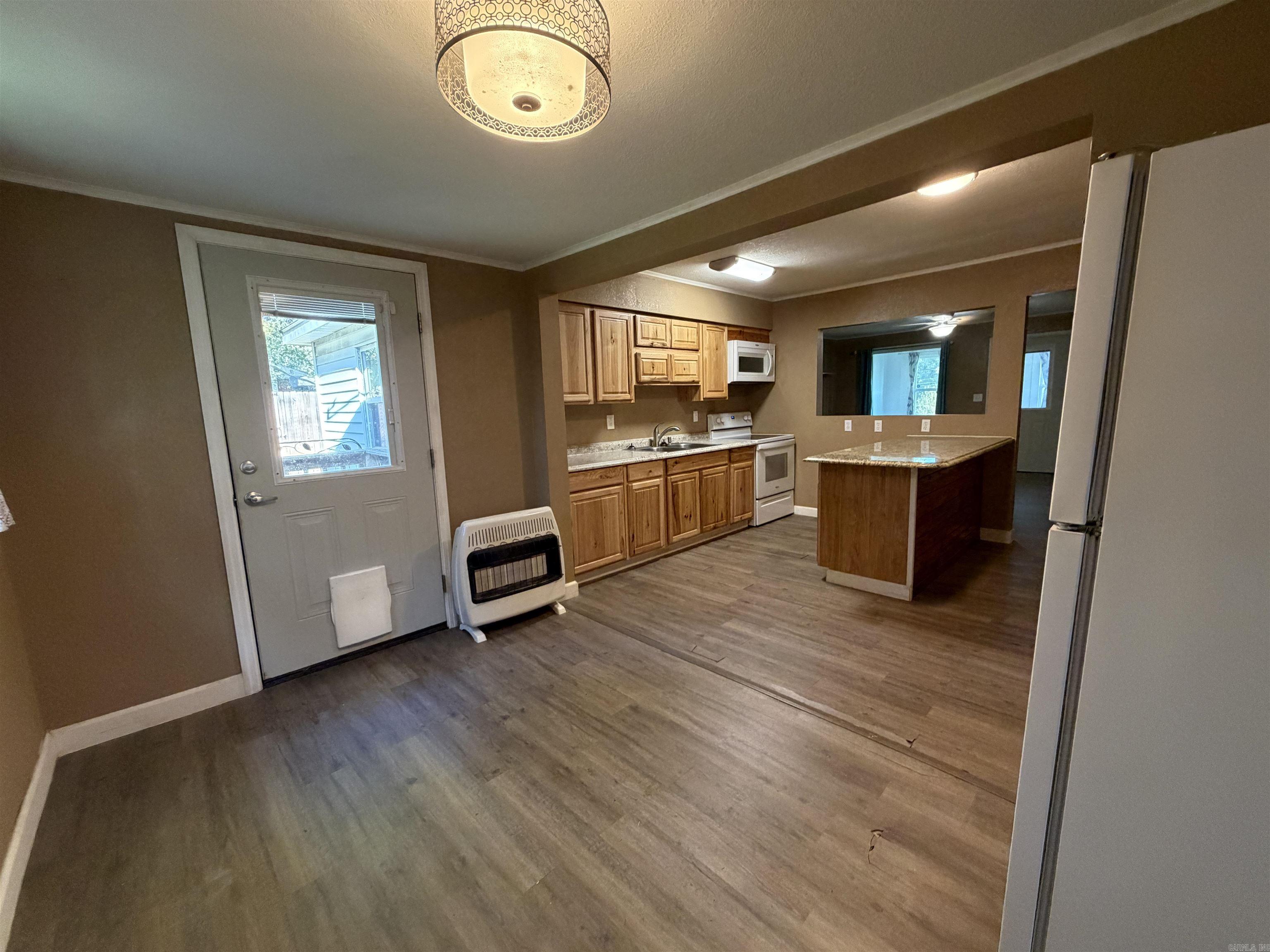 406 Hill Street Property Photo 27
